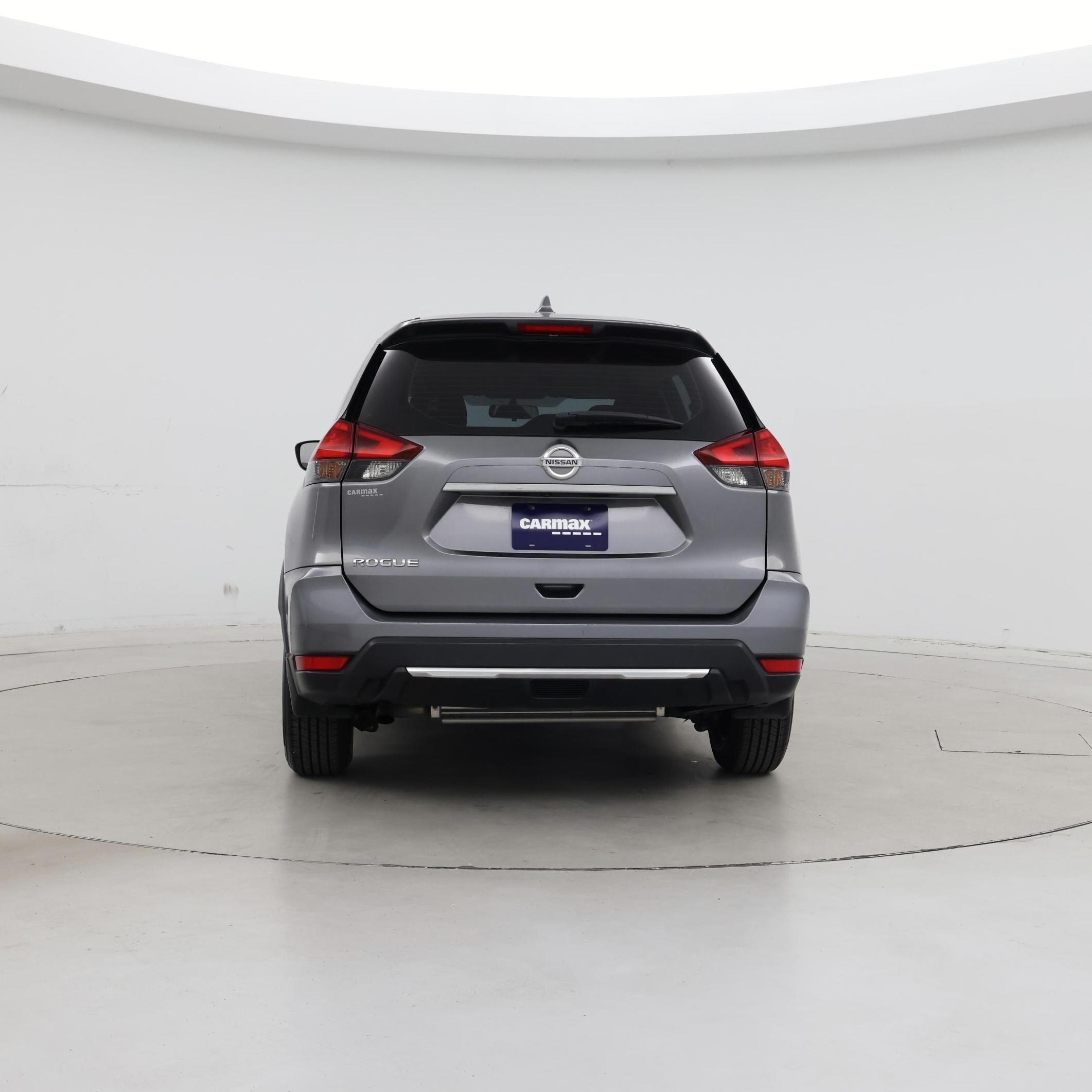 Thumbnail: 2017 Nissan Rogue - 6