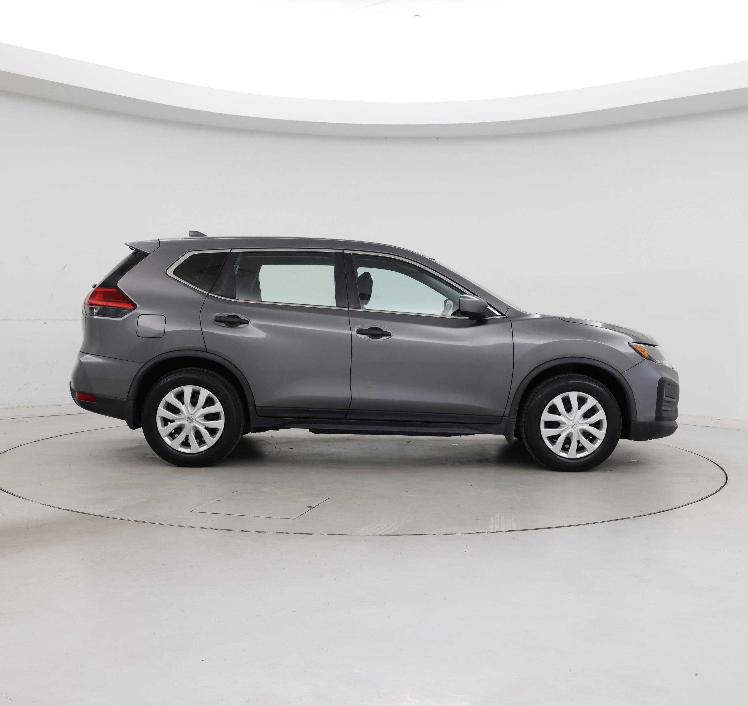 Thumbnail: 2017 Nissan Rogue - 7