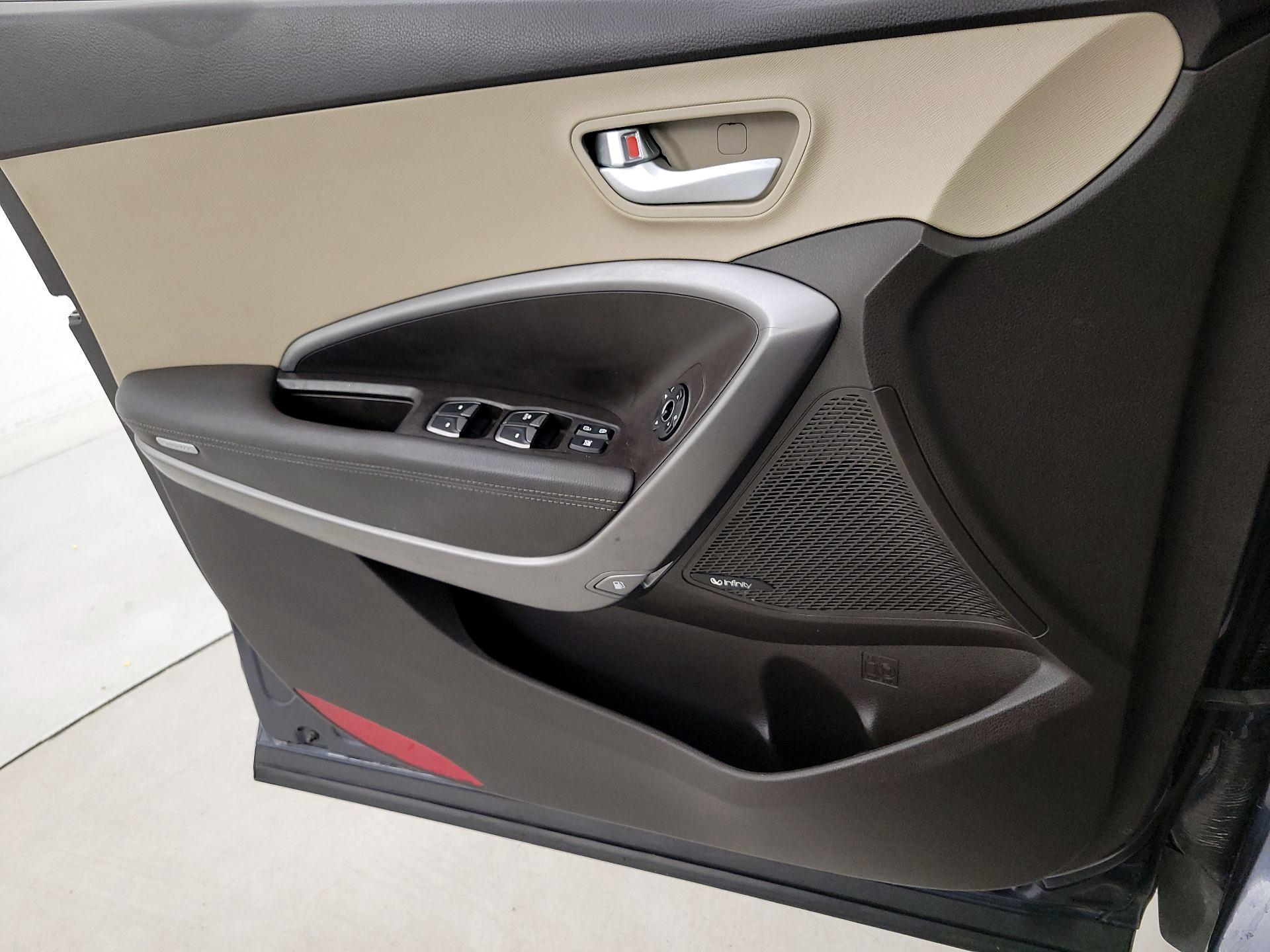 Thumbnail: 2014 Hyundai Santa Fe - 12