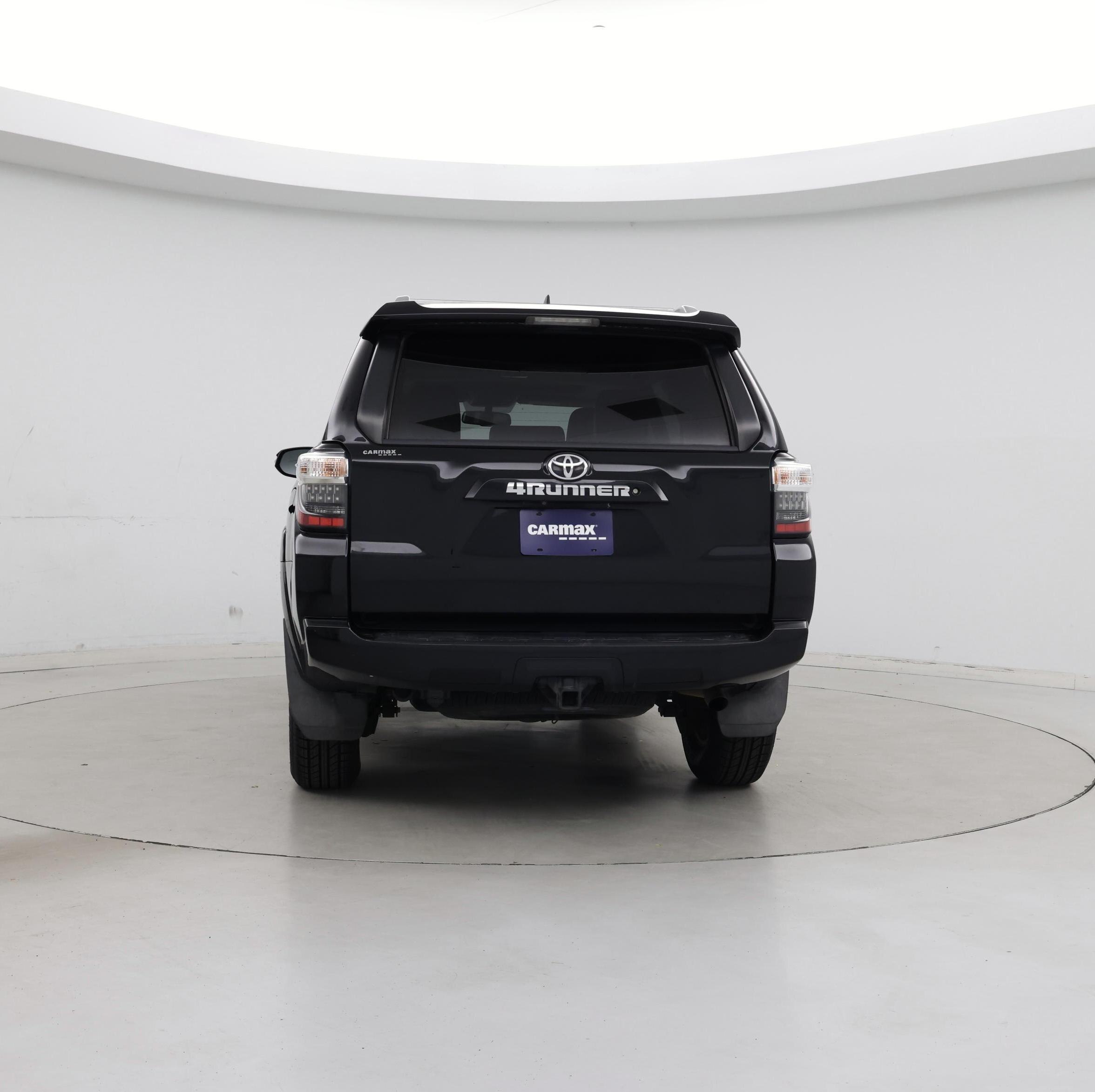 Thumbnail: 2017 Toyota 4Runner - 6
