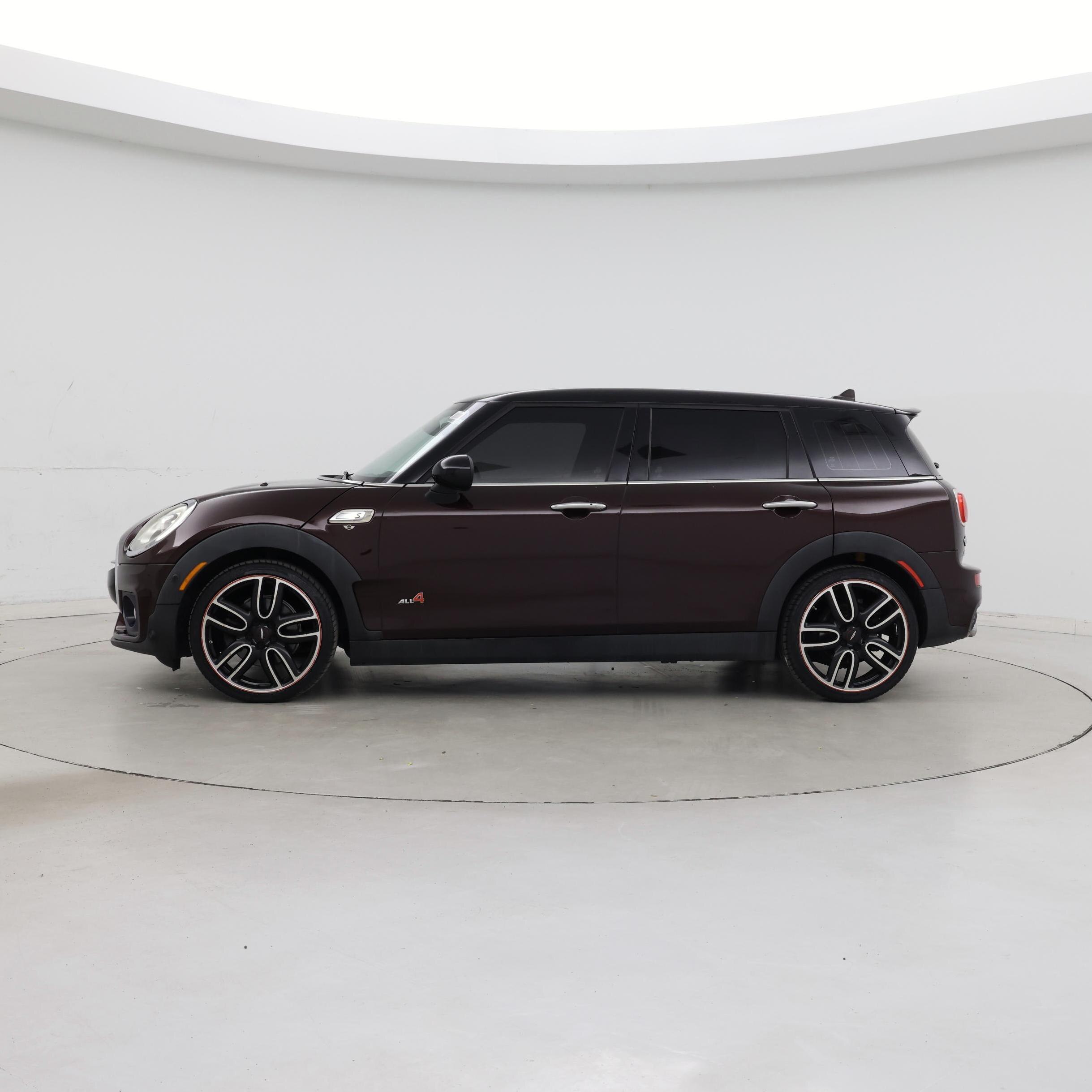 Thumbnail: 2017 MINI Cooper Clubman - 3