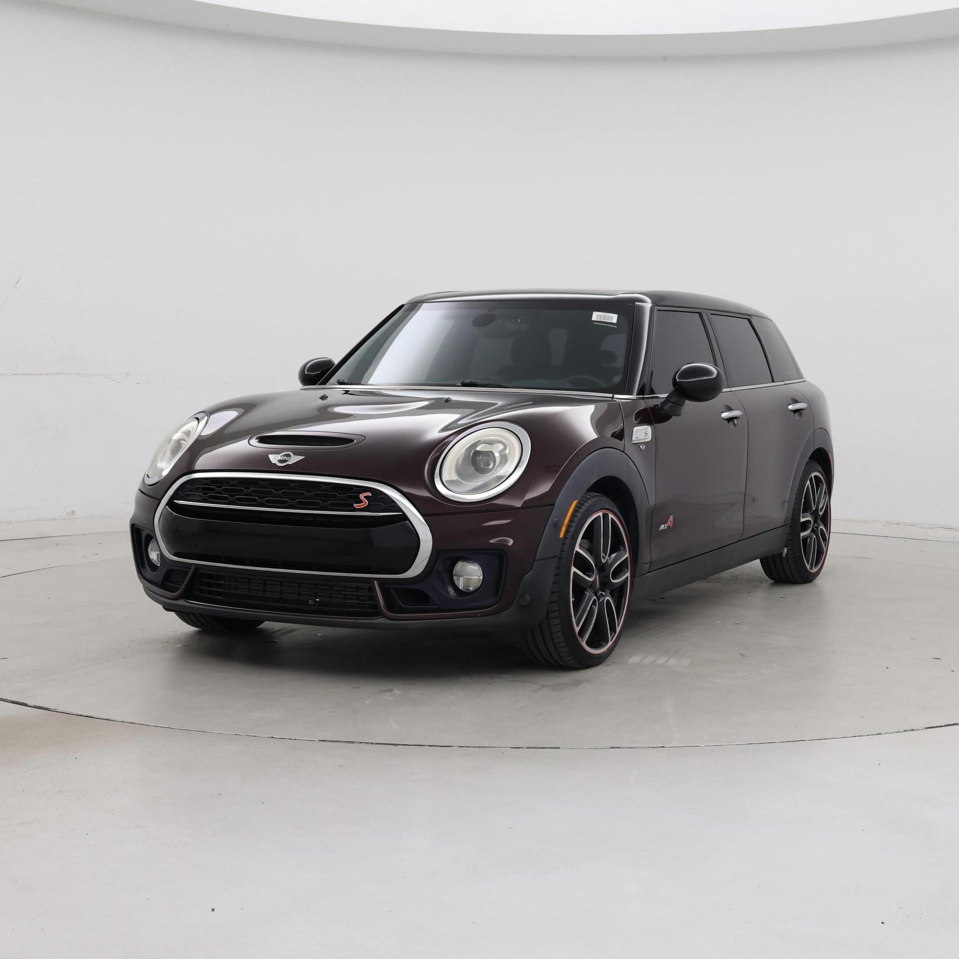 Thumbnail: 2017 MINI Cooper Clubman - 4