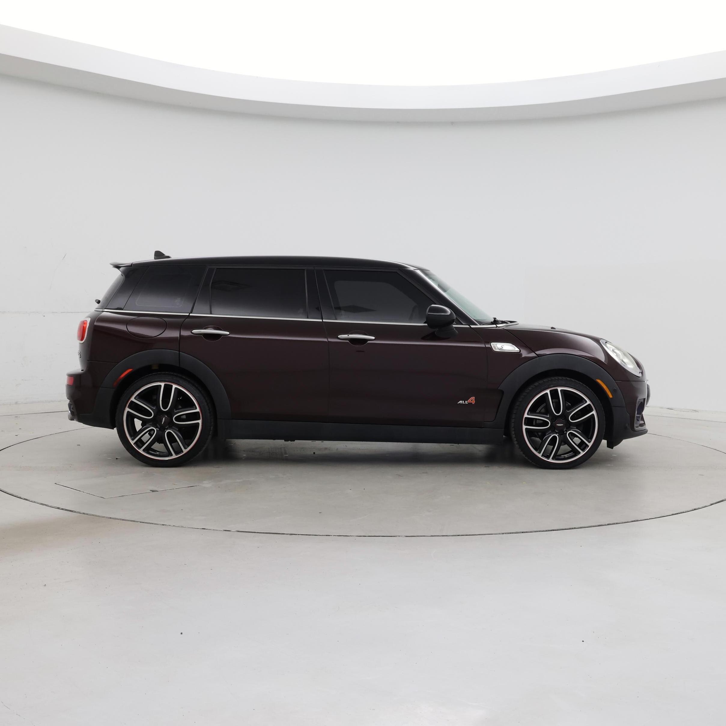 Thumbnail: 2017 MINI Cooper Clubman - 7