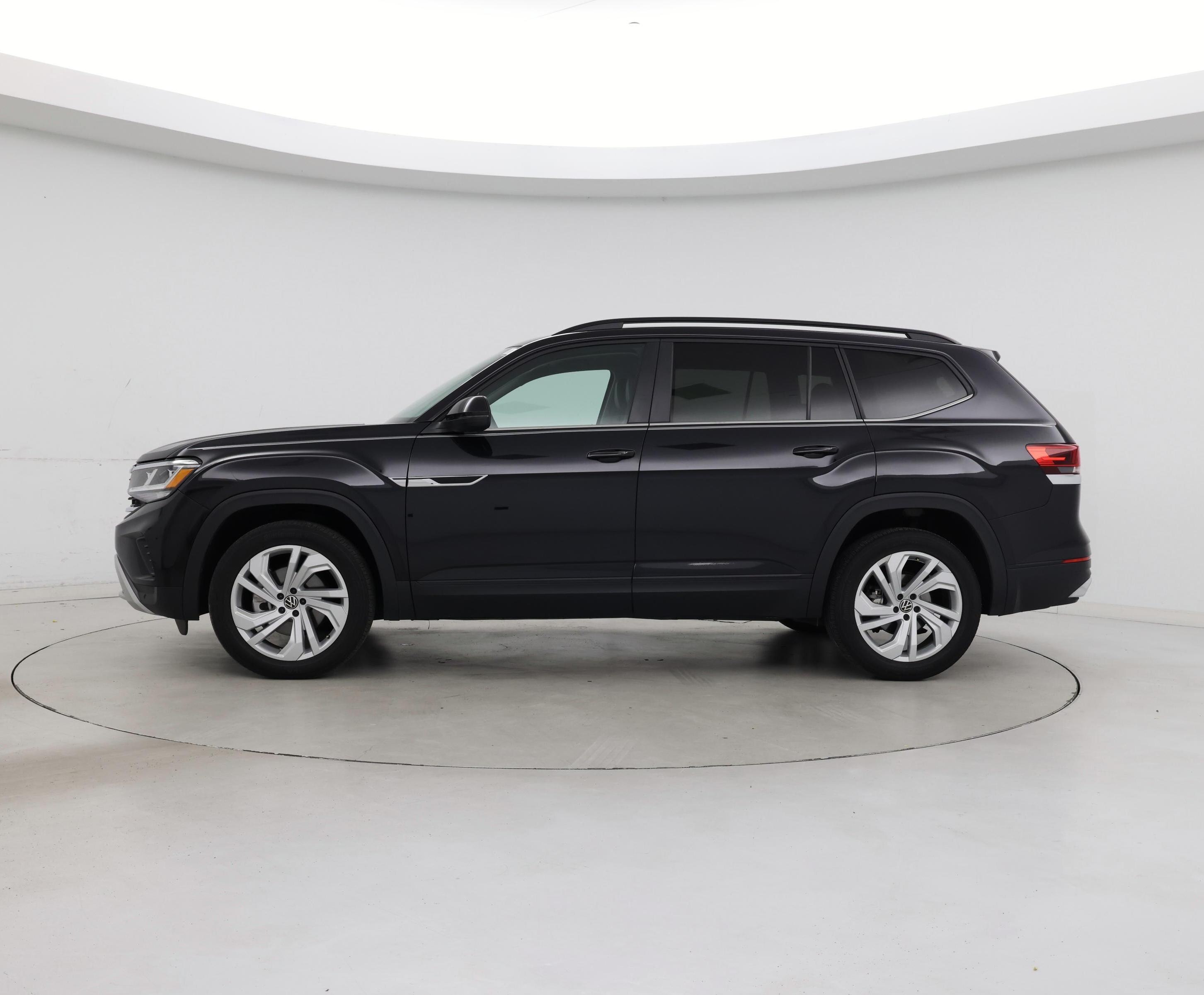 Thumbnail: 2022 Volkswagen Atlas - 3