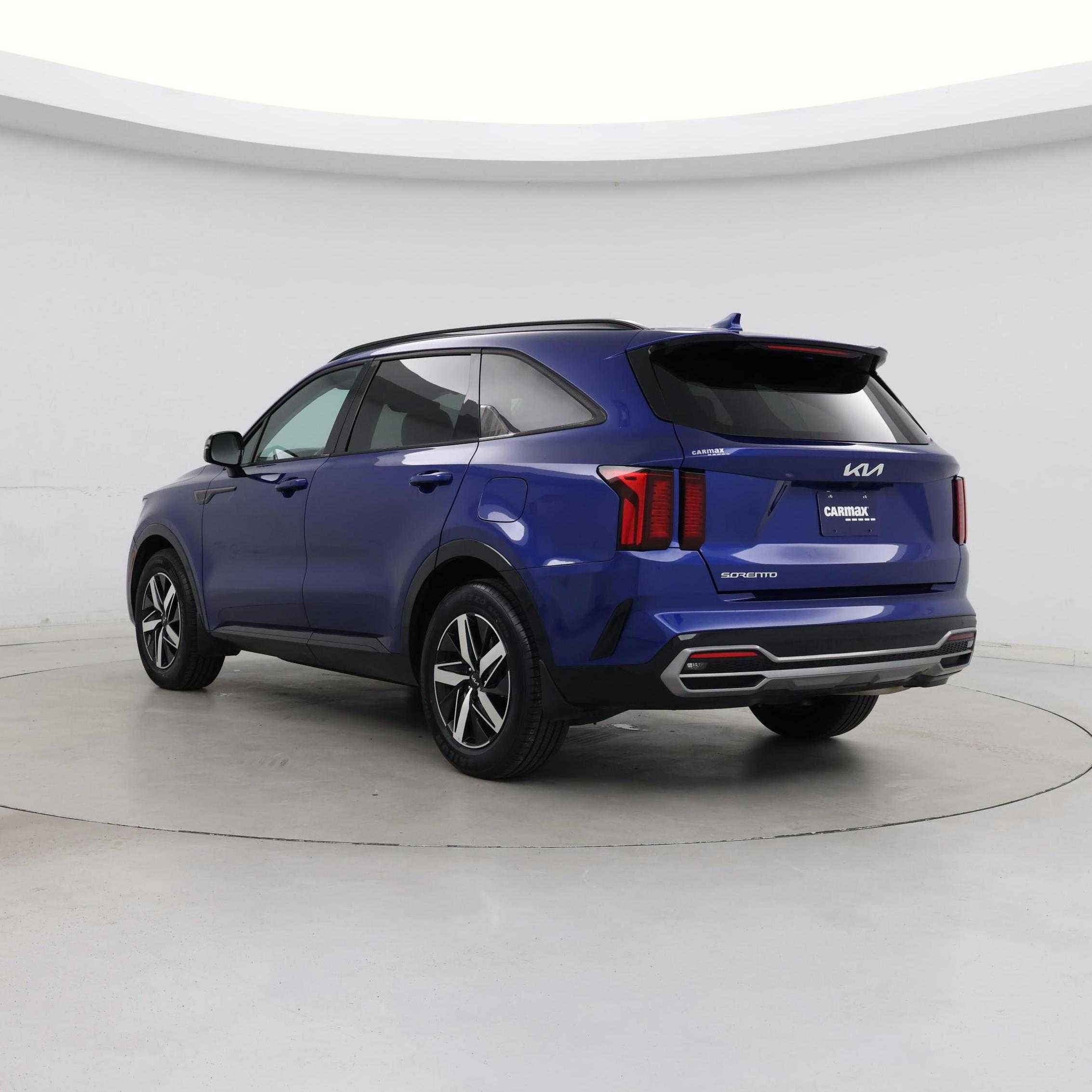 Thumbnail: 2023 Kia Sorento - 2