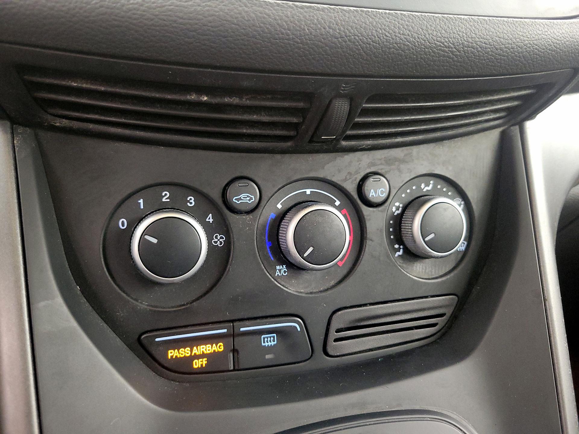 Thumbnail: 2016 Ford Escape - 16