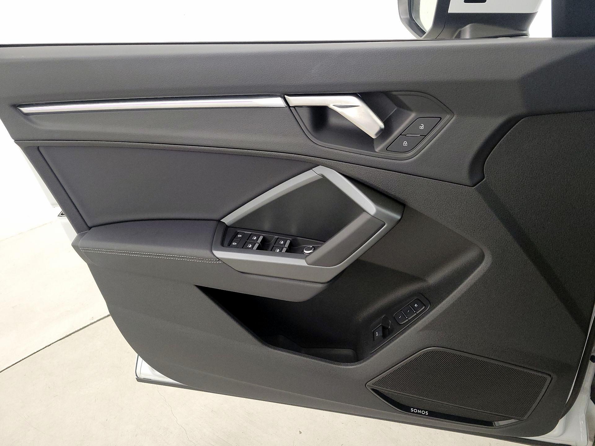Thumbnail: 2024 Audi Q3 - 12