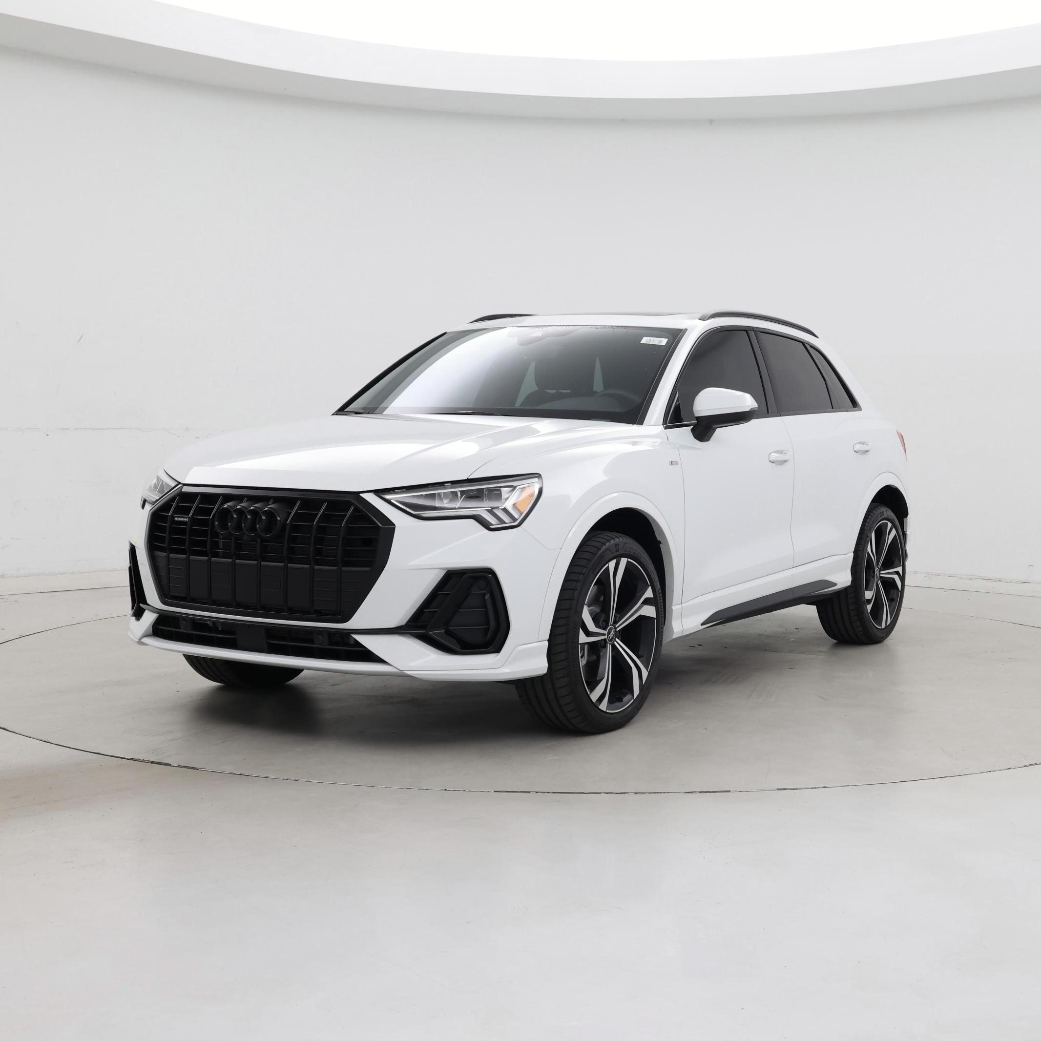Thumbnail: 2024 Audi Q3 - 4