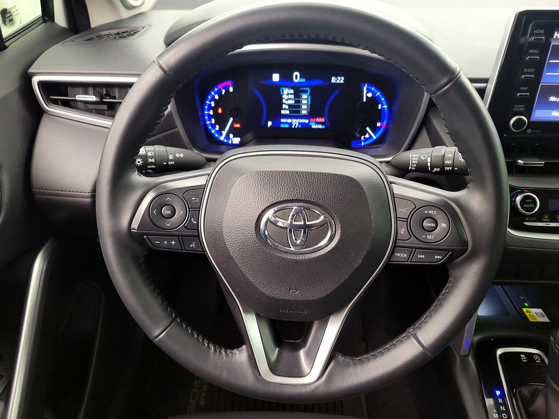 Thumbnail: 2022 Toyota Corolla Cross - 10