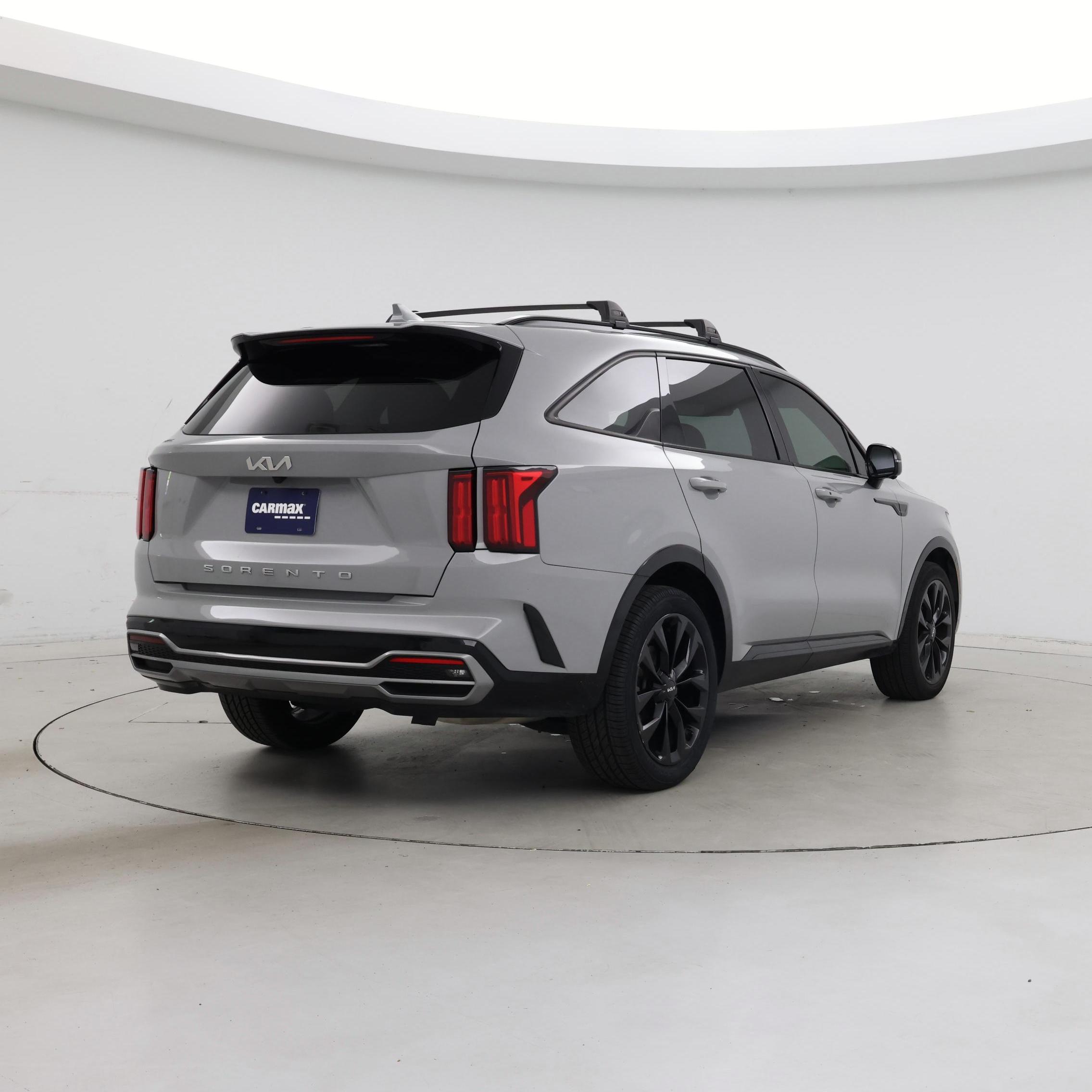 Thumbnail: 2022 Kia Sorento - 8
