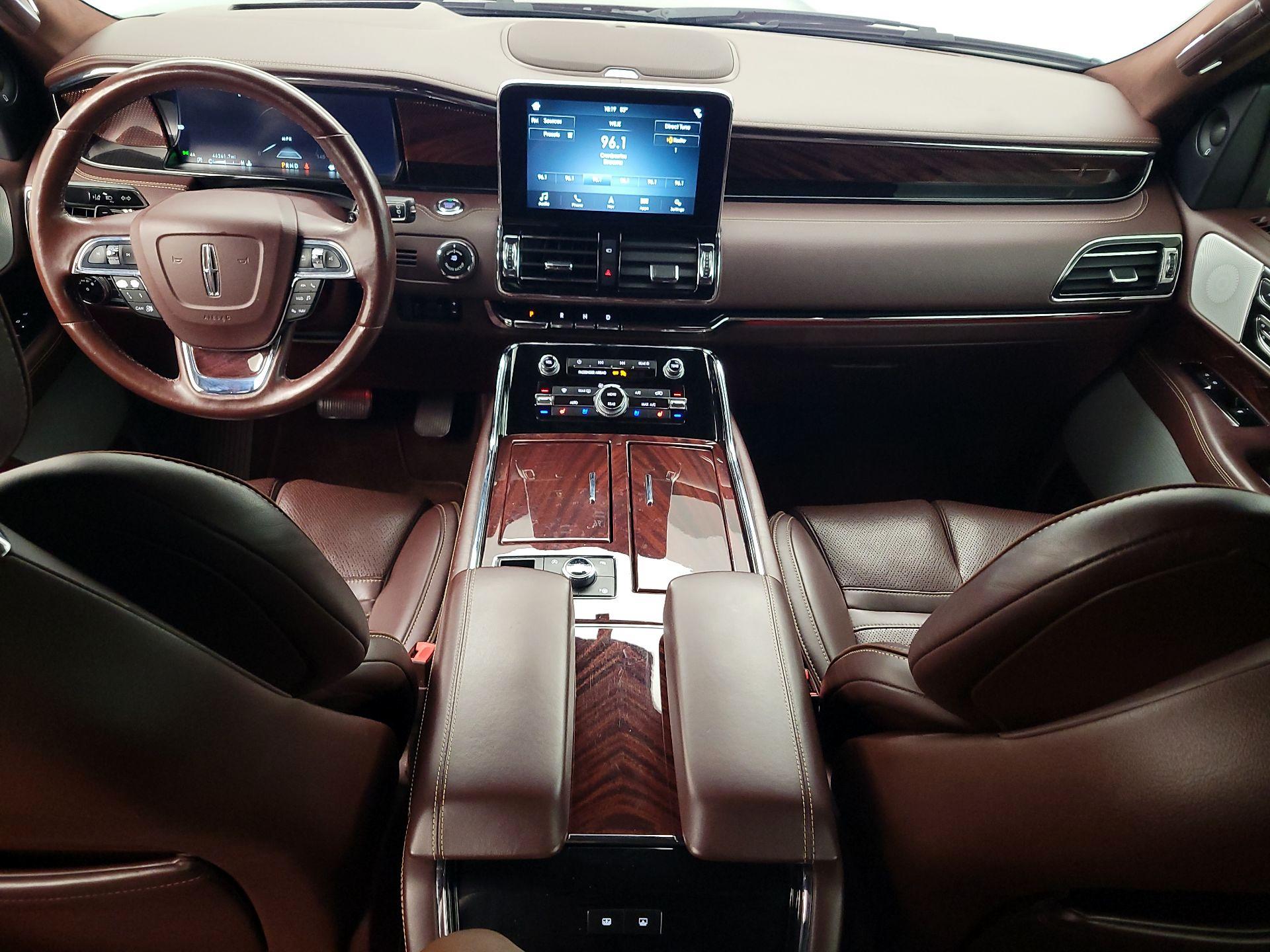 Thumbnail: 2018 Lincoln Navigator - 9