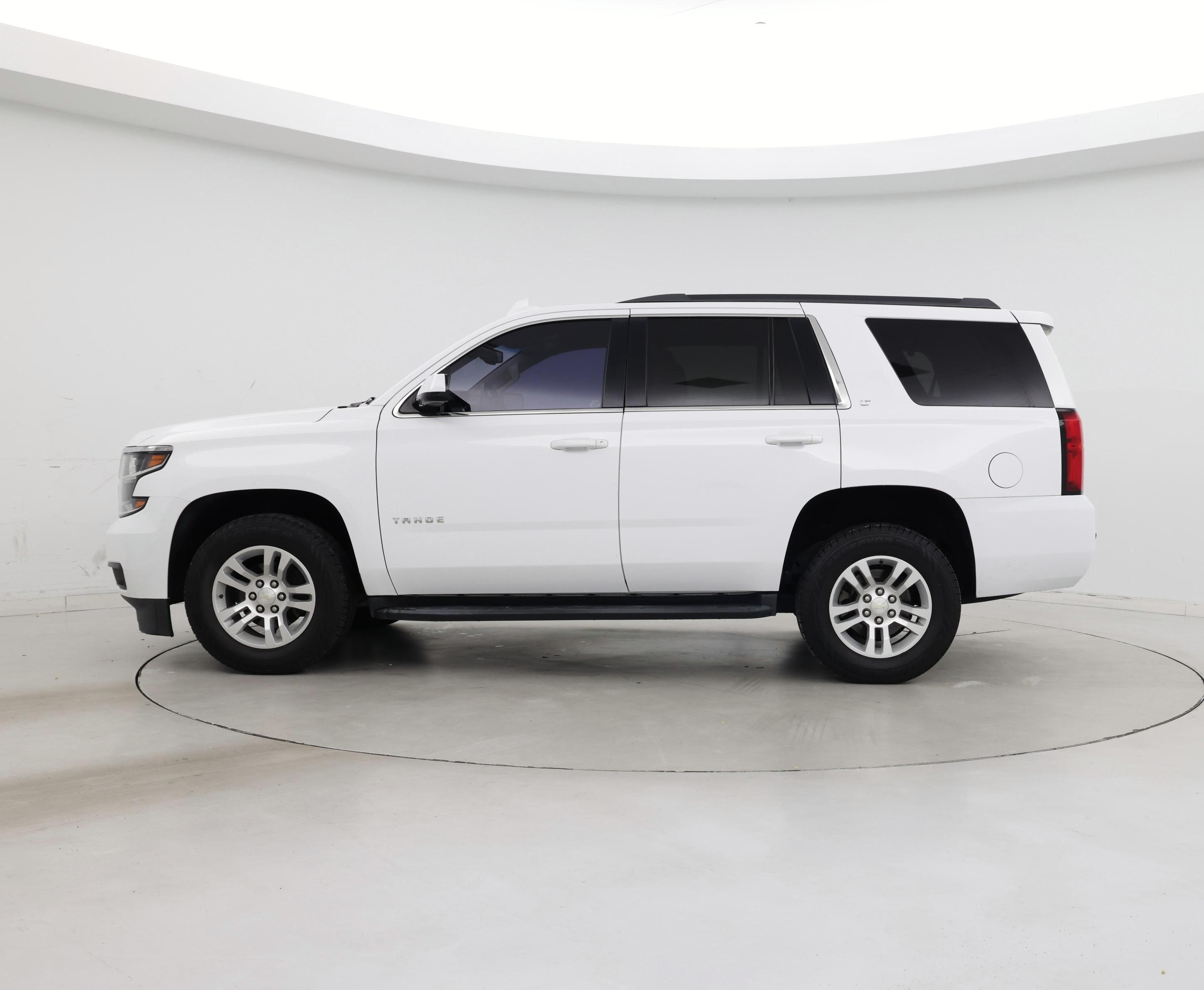 Thumbnail: 2020 Chevrolet Tahoe - 3