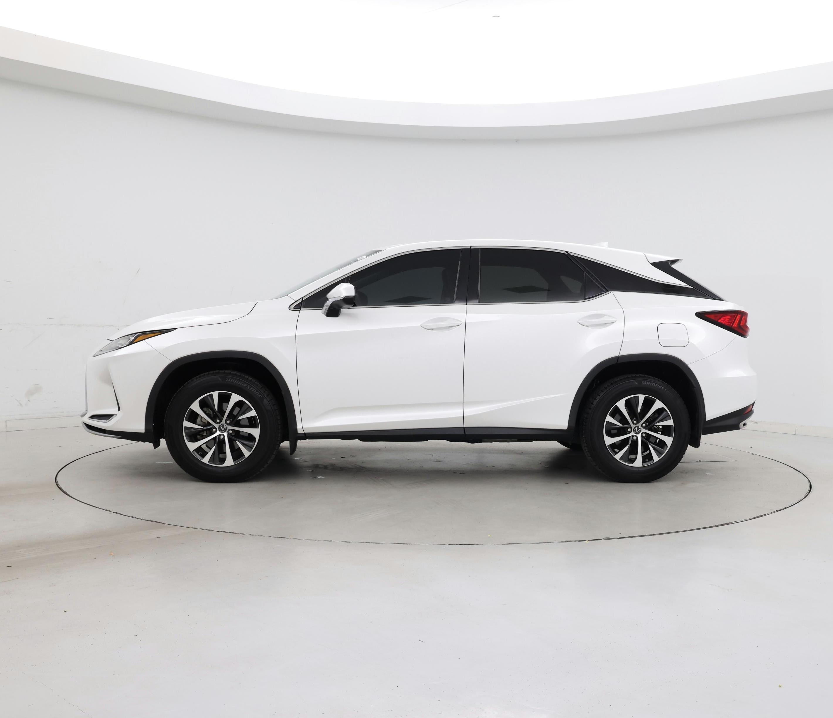 Thumbnail: 2020 Lexus RX - 3