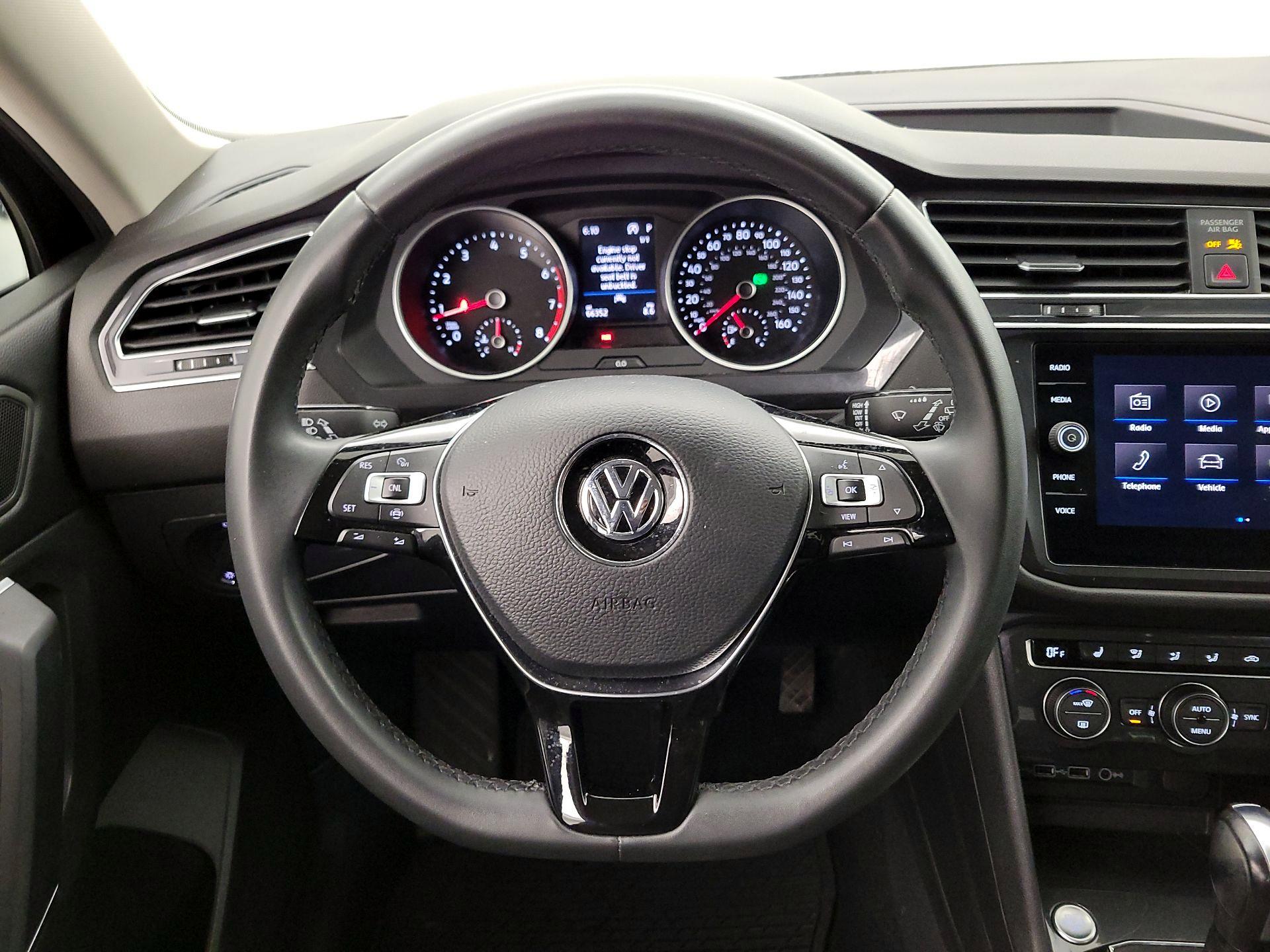 Thumbnail: 2020 Volkswagen Tiguan - 10