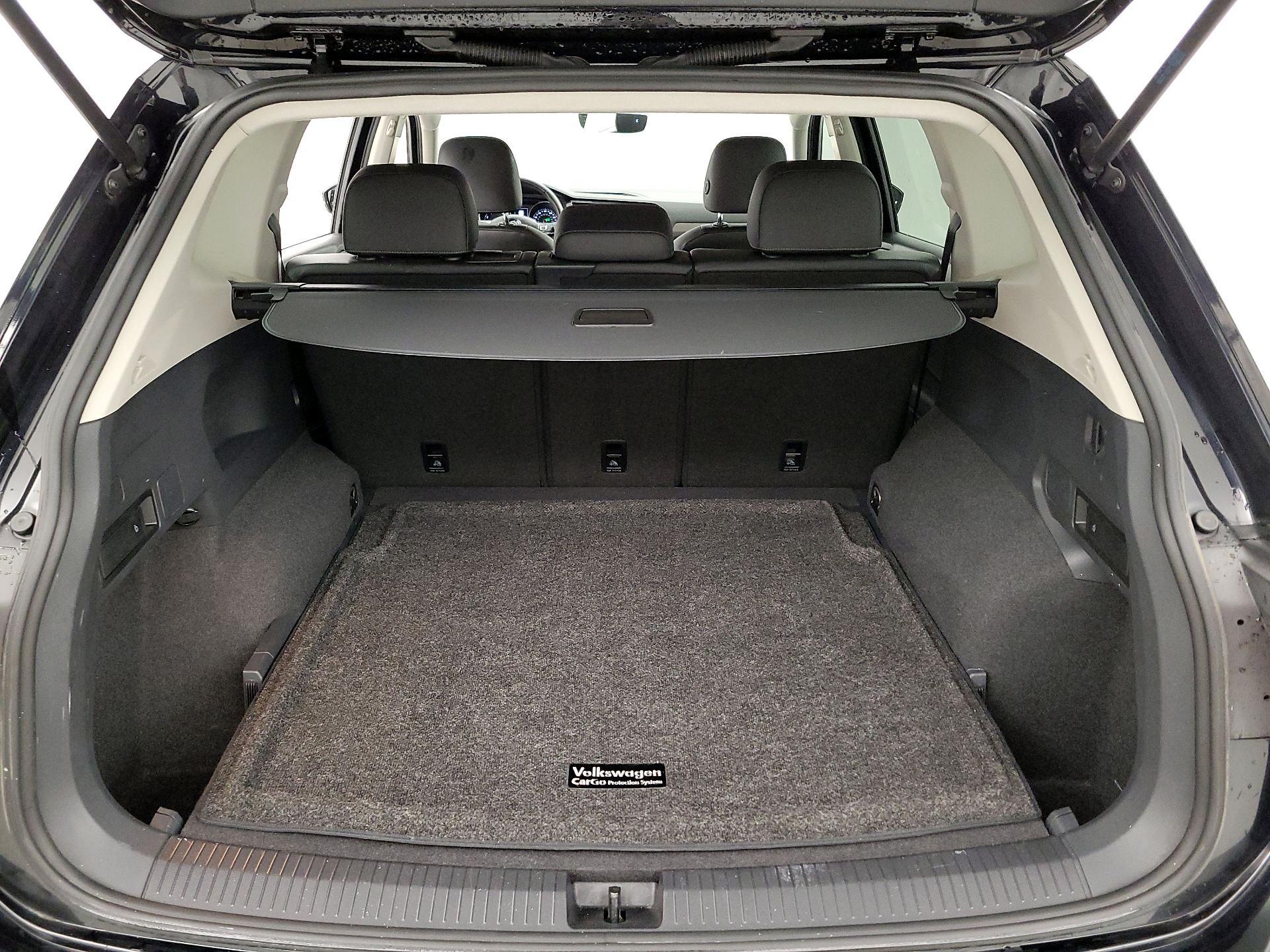Thumbnail: 2020 Volkswagen Tiguan - 20