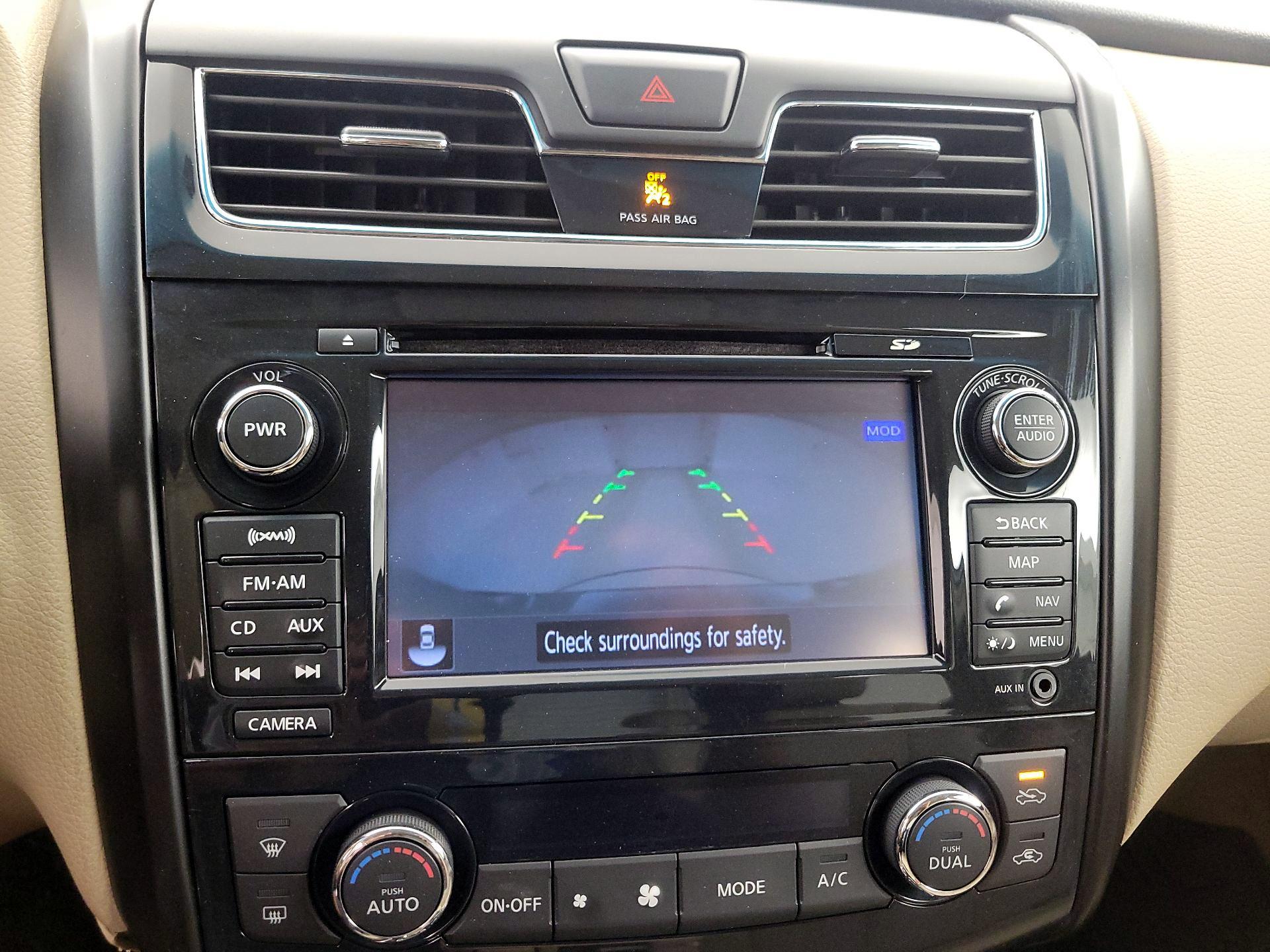 Thumbnail: 2013 Nissan Altima - 14