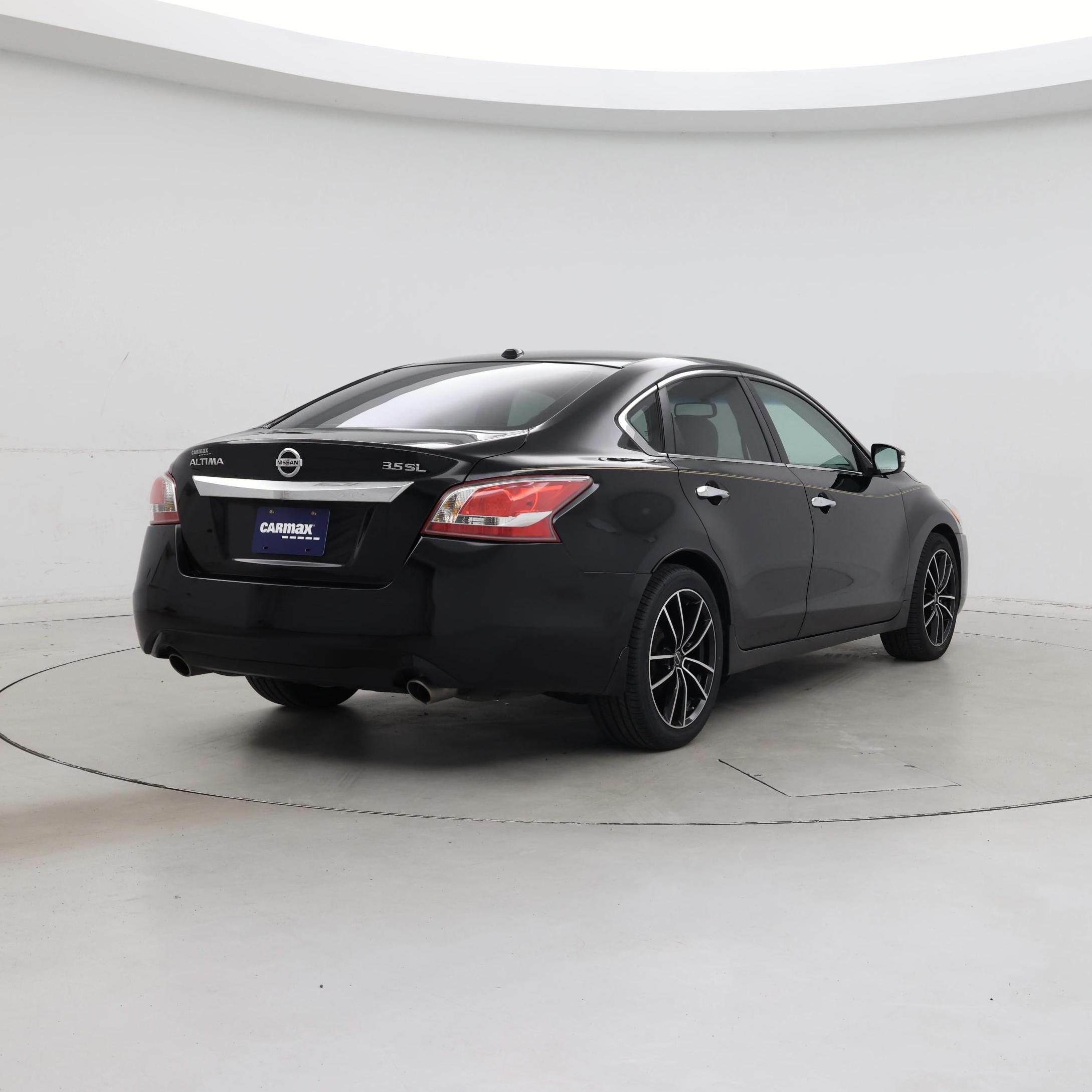 Thumbnail: 2013 Nissan Altima - 8
