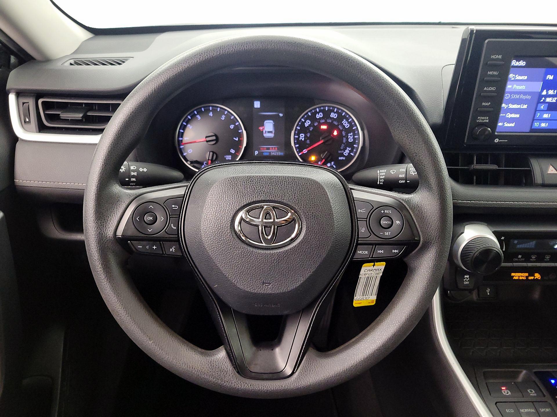 Thumbnail: 2020 Toyota RAV4 - 10