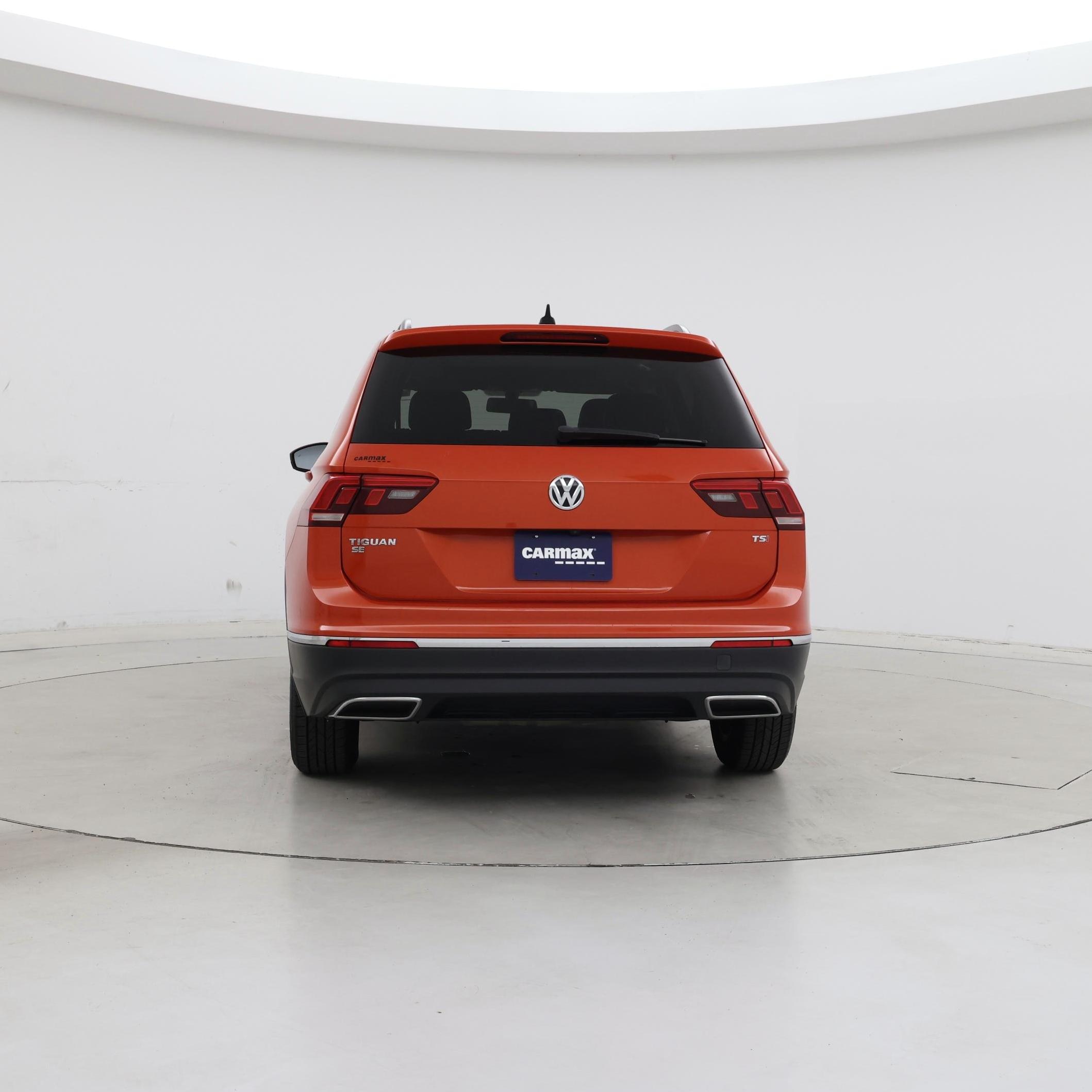 Thumbnail: 2018 Volkswagen Tiguan - 6