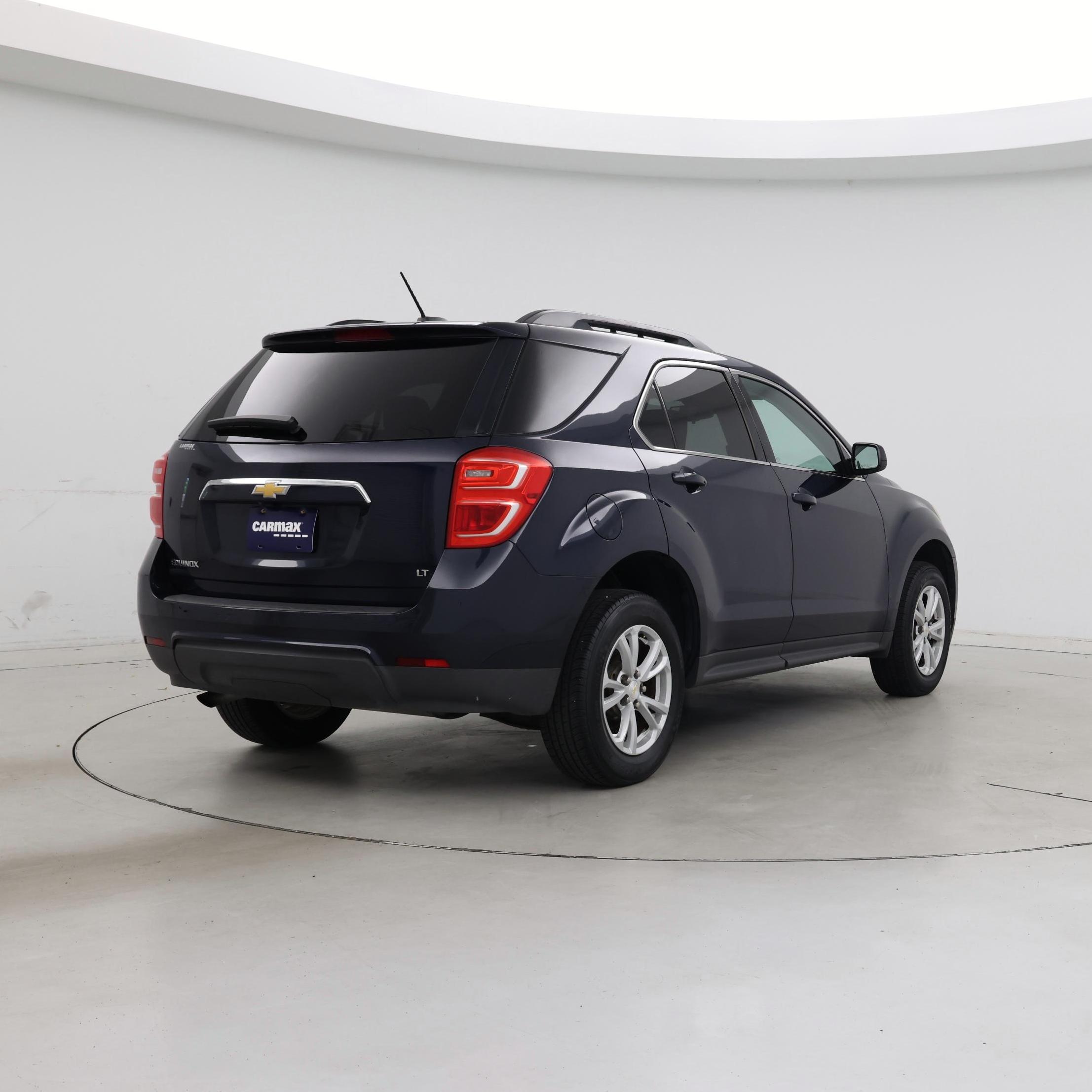 Thumbnail: 2017 Chevrolet Equinox - 8