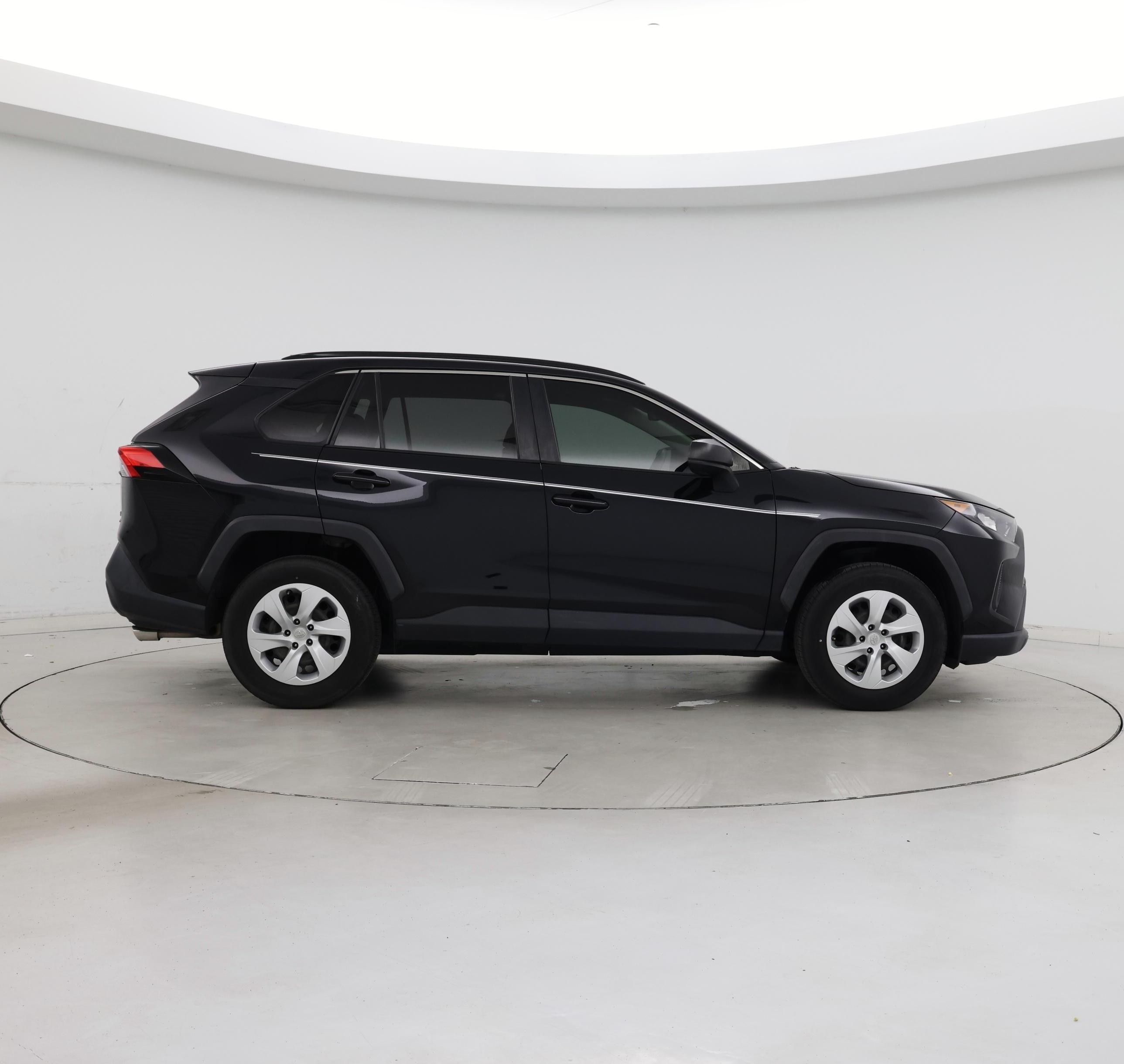 Thumbnail: 2021 Toyota RAV4 - 7