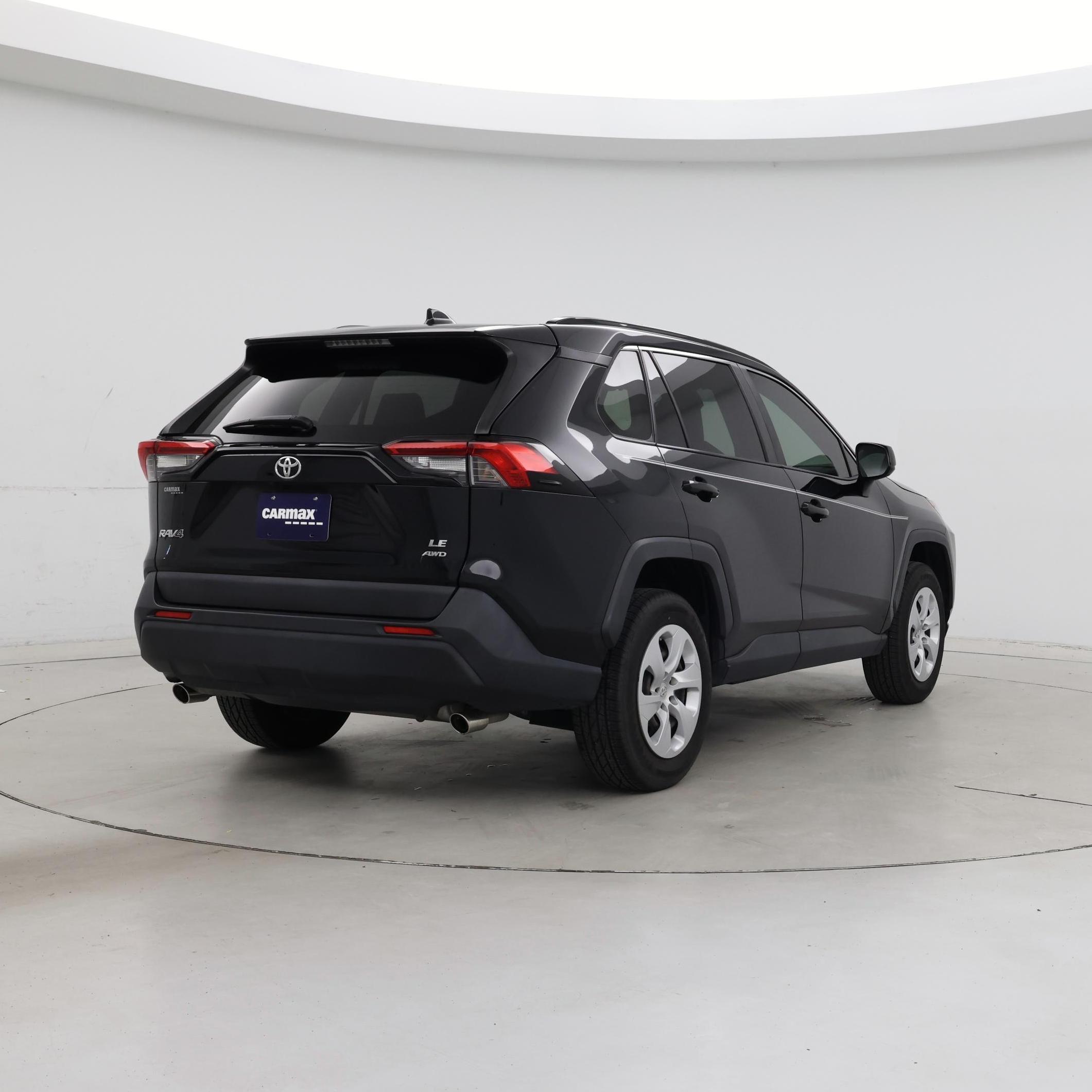 Thumbnail: 2021 Toyota RAV4 - 8