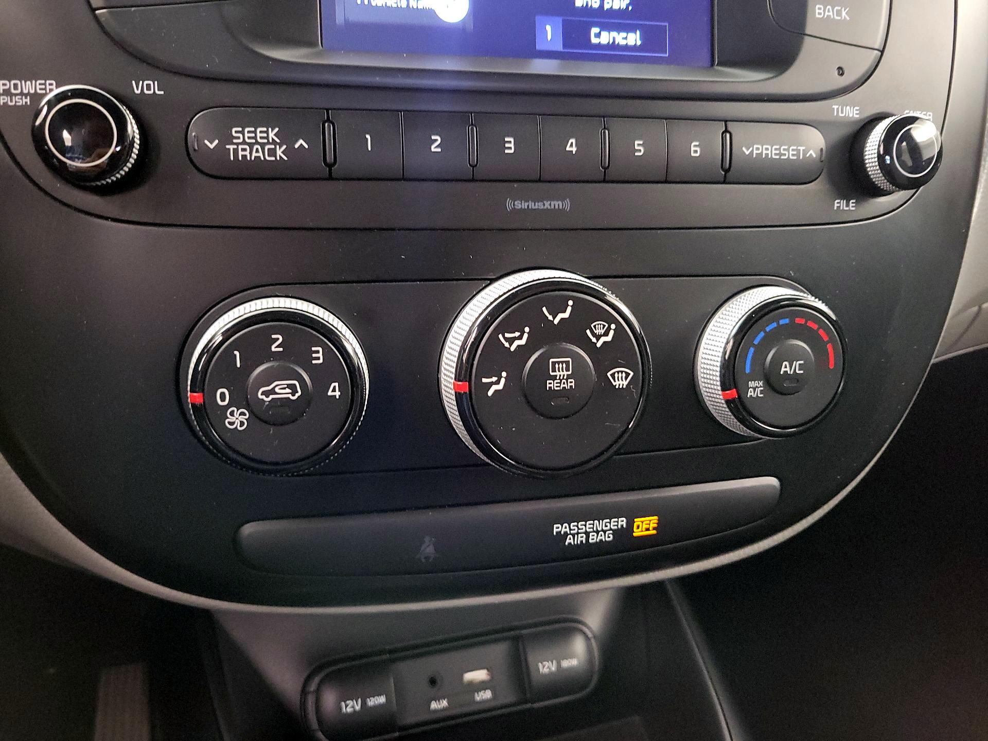 Thumbnail: 2018 Kia Soul - 15