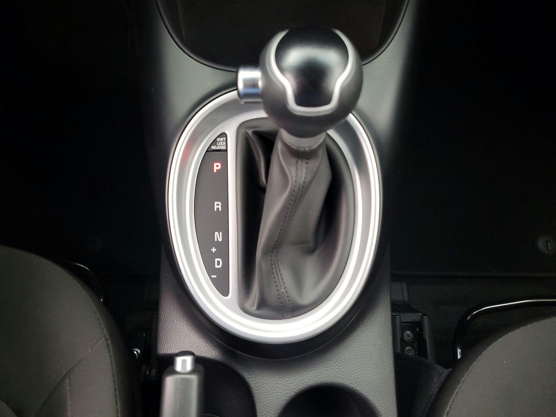 Thumbnail: 2018 Kia Soul - 16