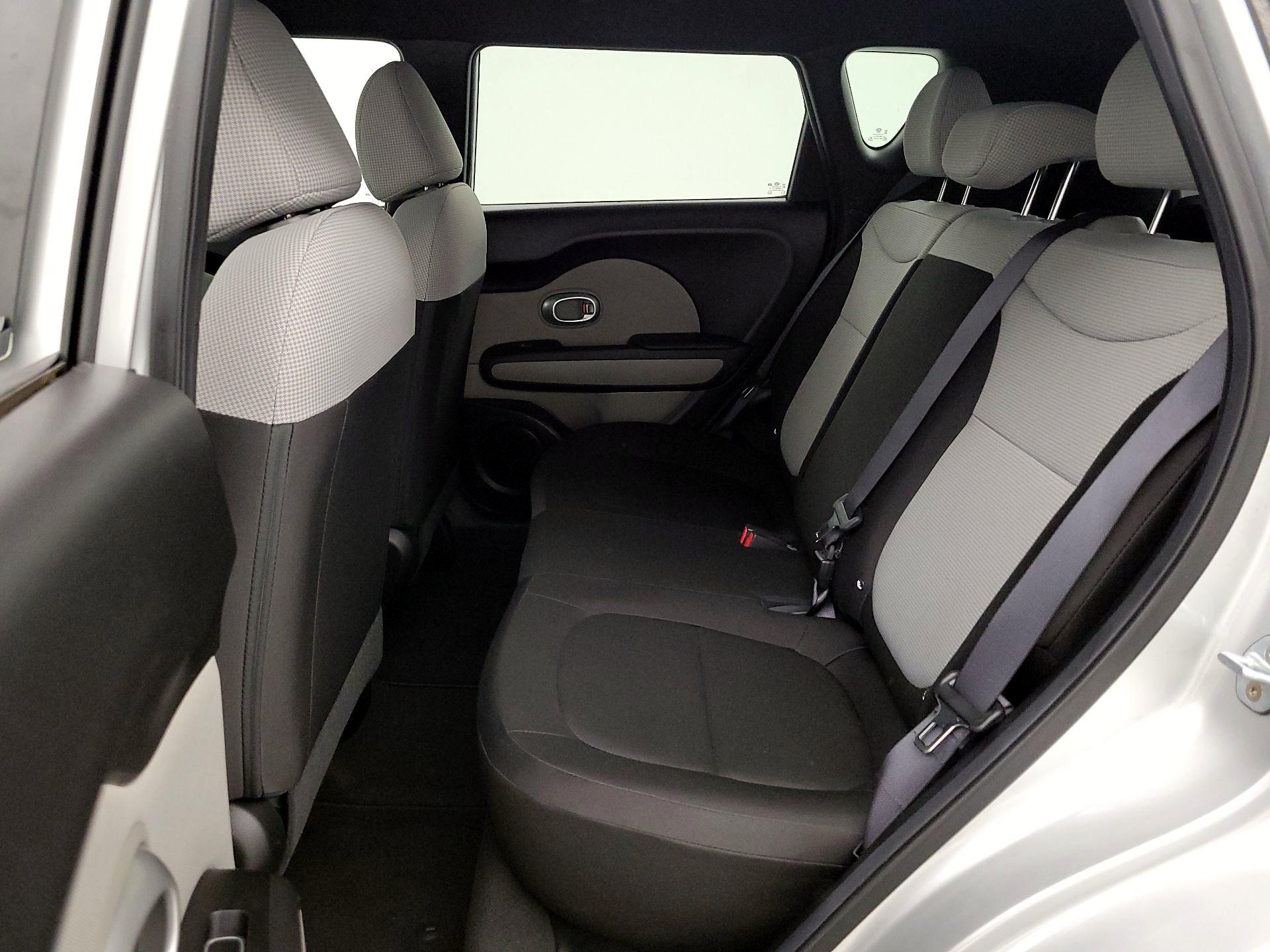 Thumbnail: 2018 Kia Soul - 18