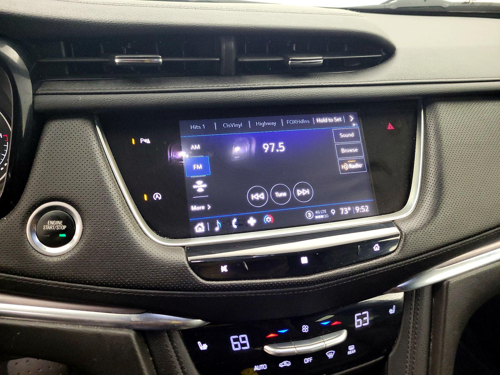 Thumbnail: 2021 Cadillac XT5 - 15