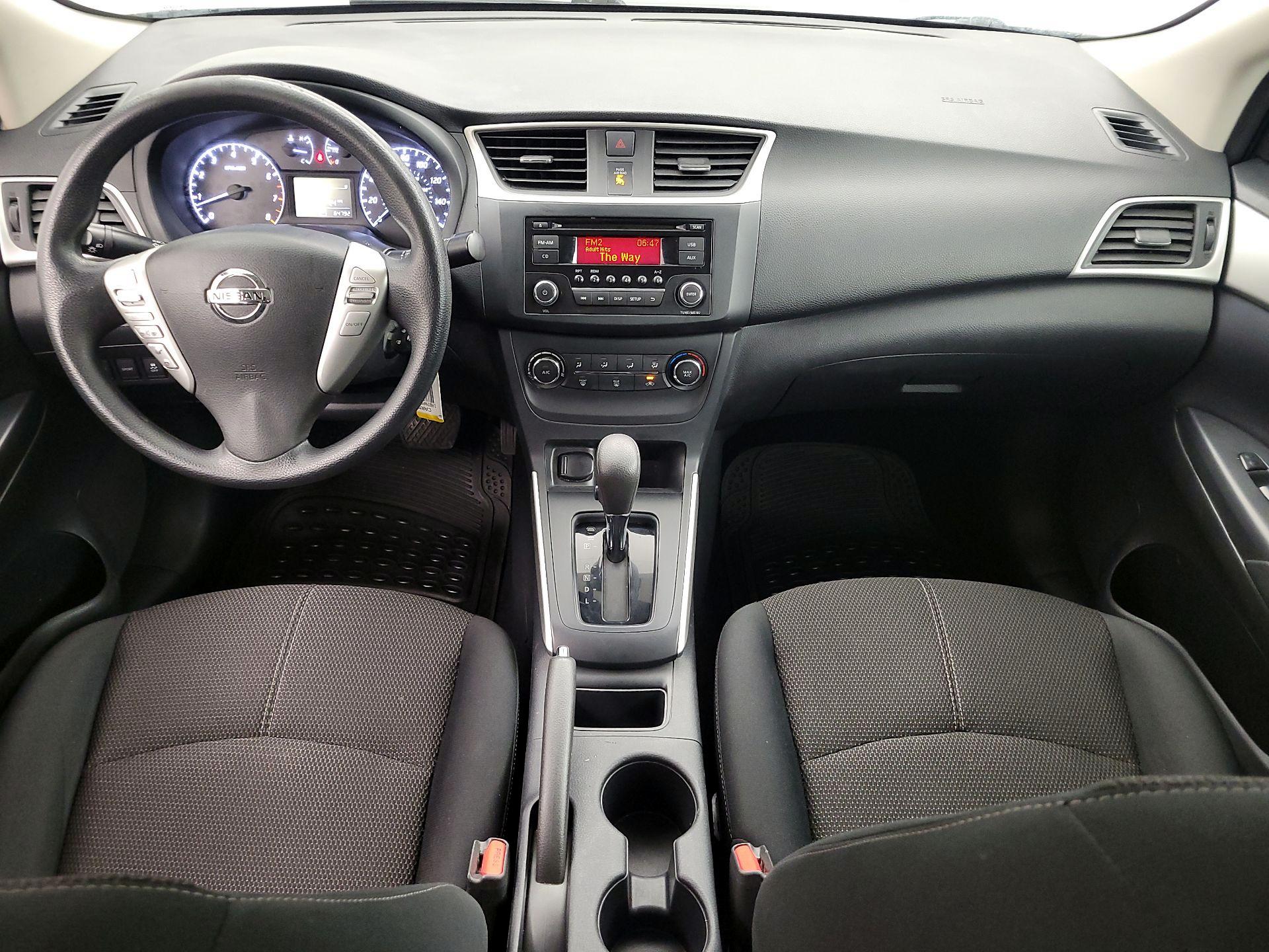 Thumbnail: 2017 Nissan Sentra - 9