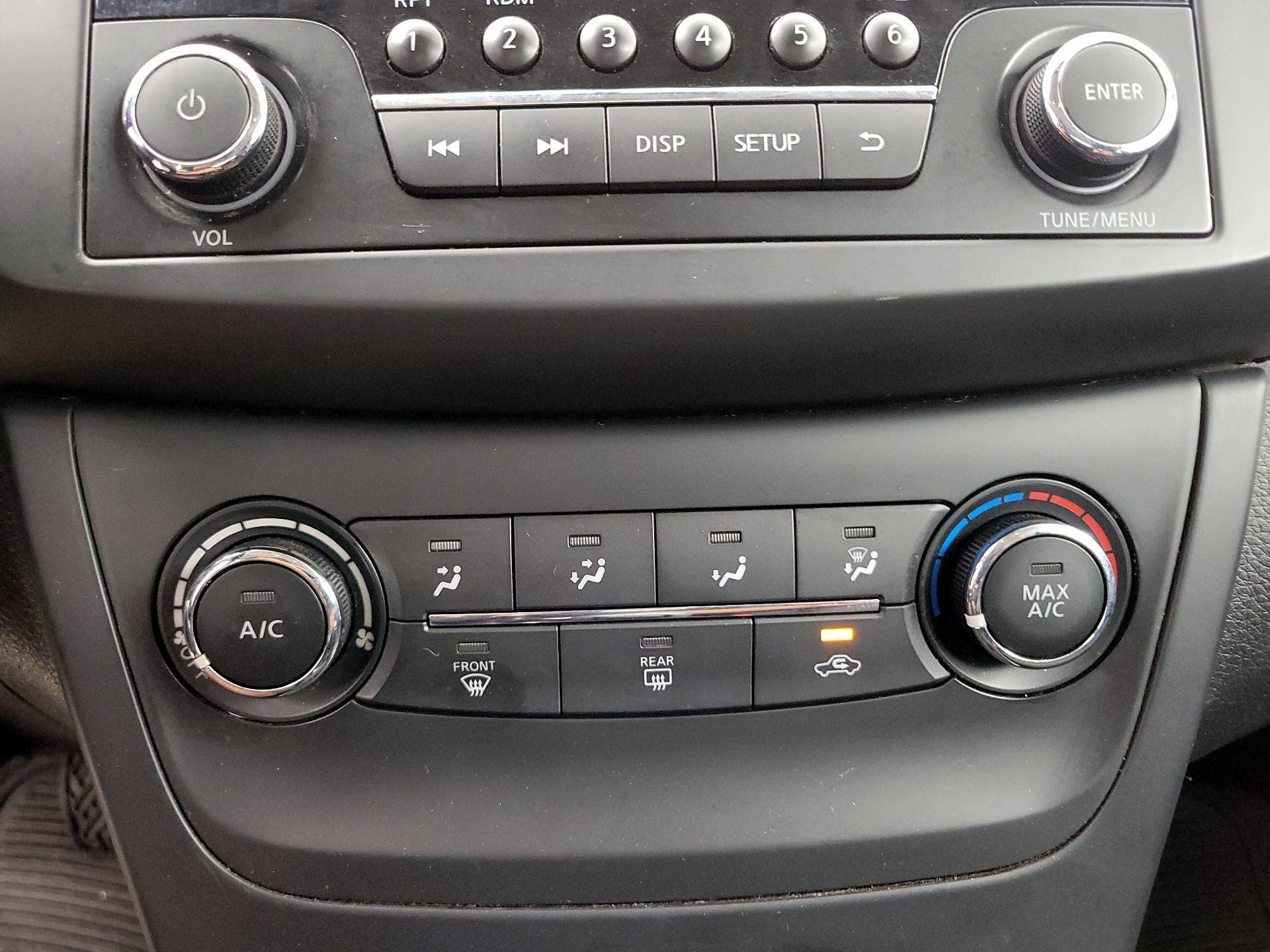 Thumbnail: 2017 Nissan Sentra - 15