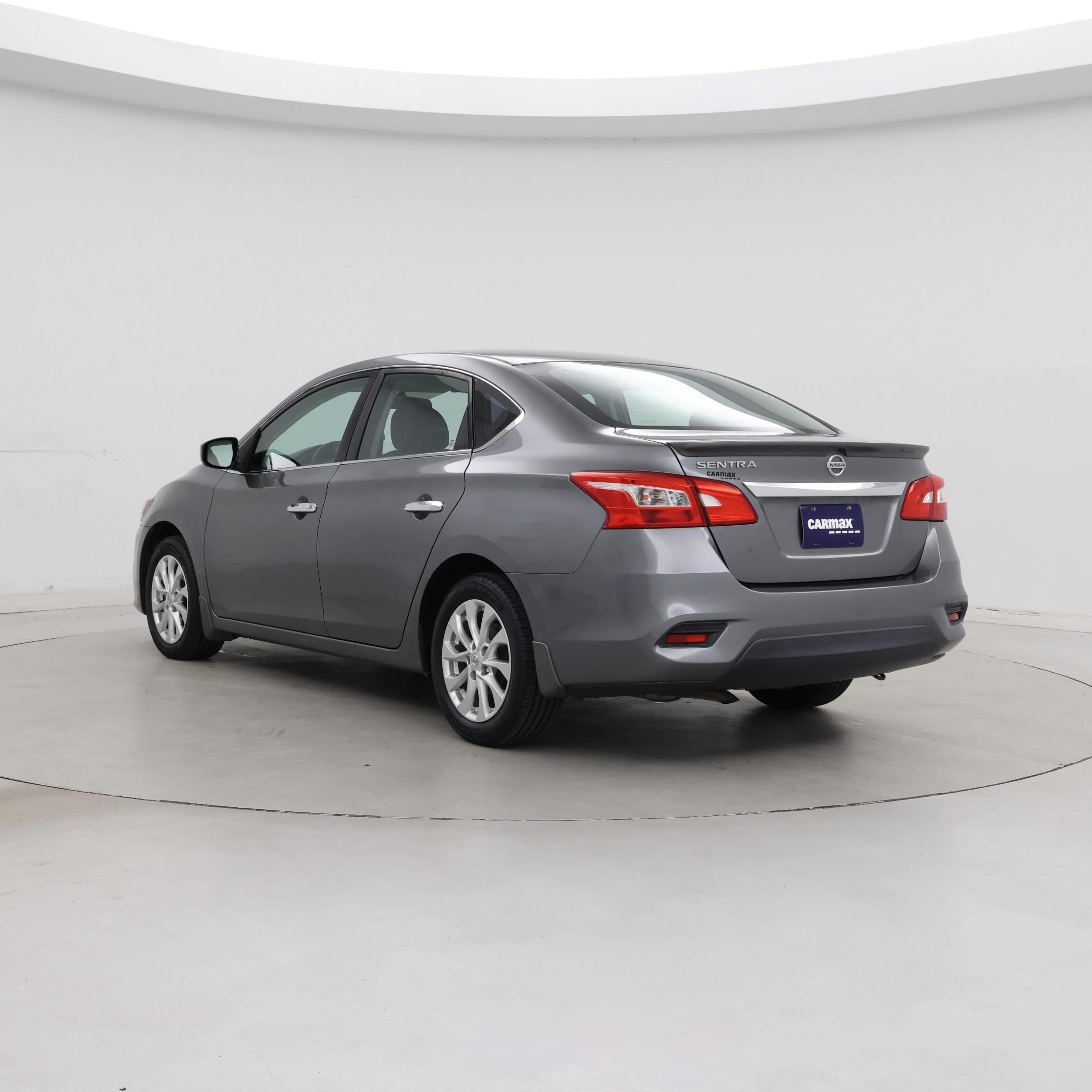 Thumbnail: 2017 Nissan Sentra - 2