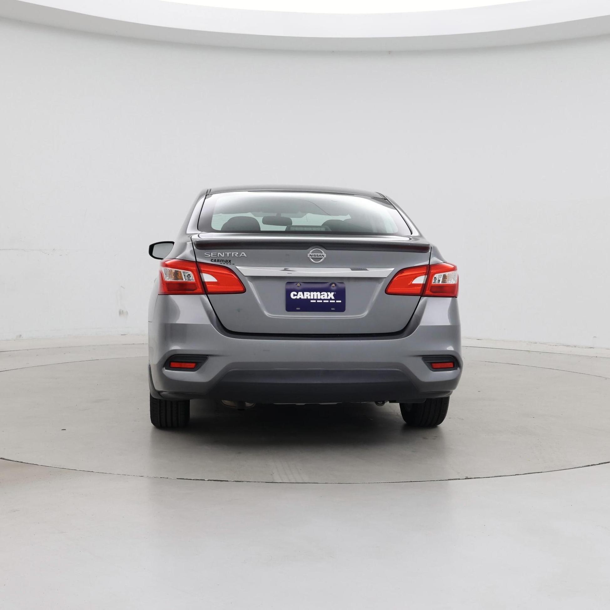 Thumbnail: 2017 Nissan Sentra - 6