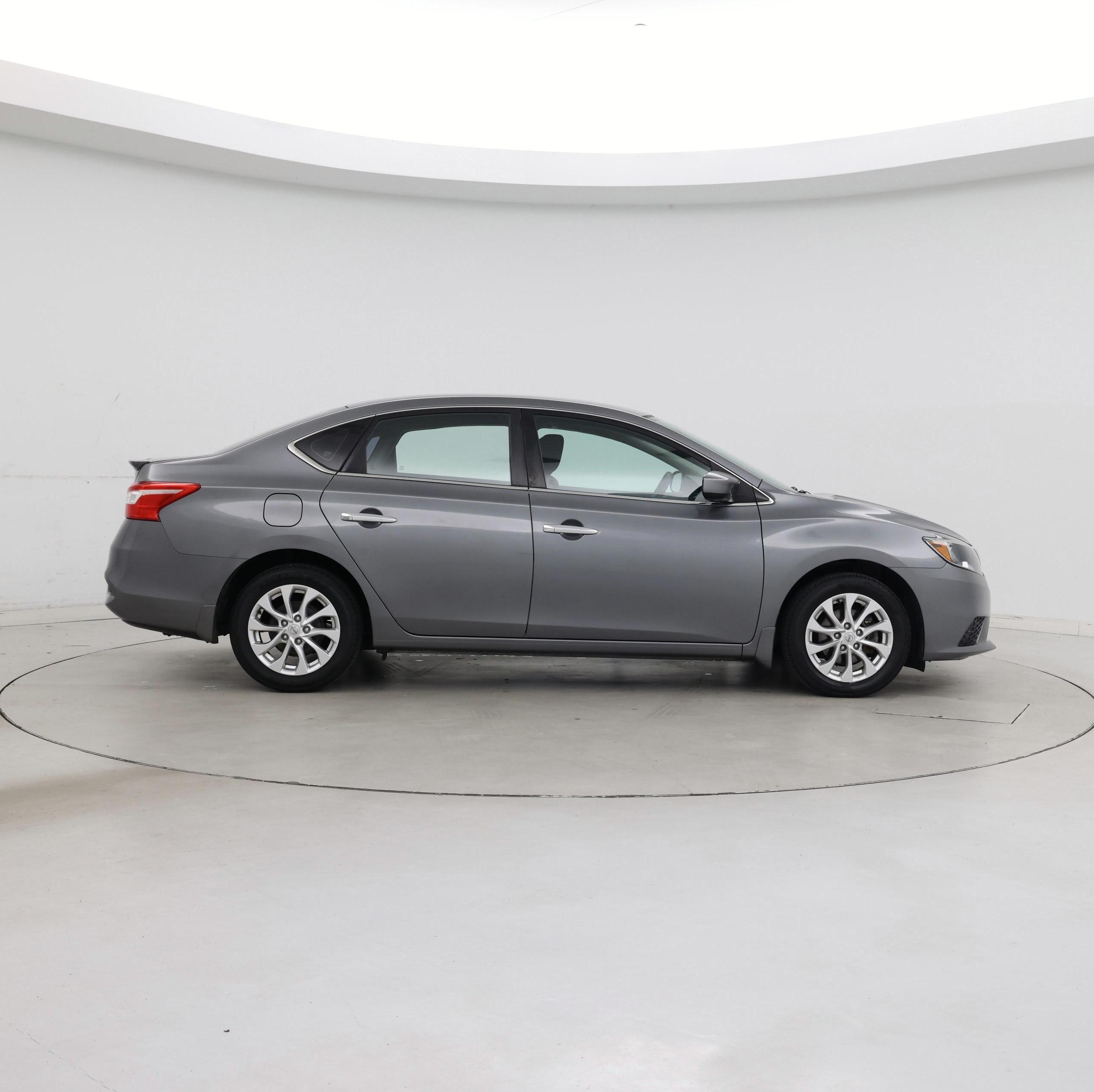 Thumbnail: 2017 Nissan Sentra - 7