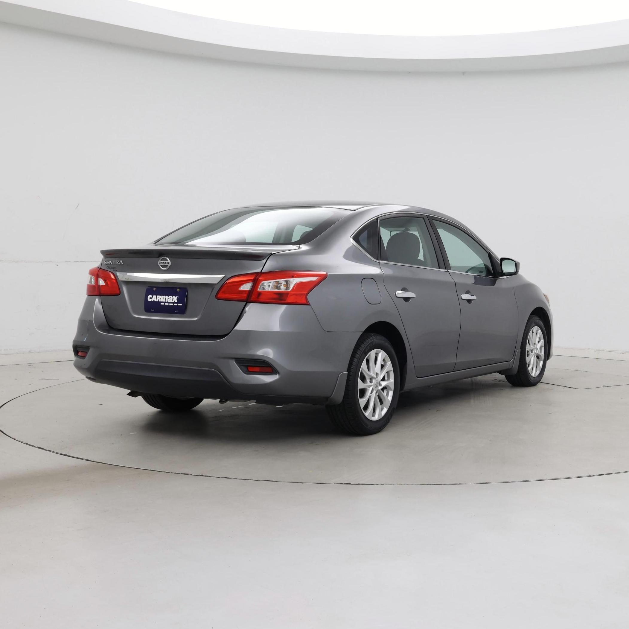Thumbnail: 2017 Nissan Sentra - 8