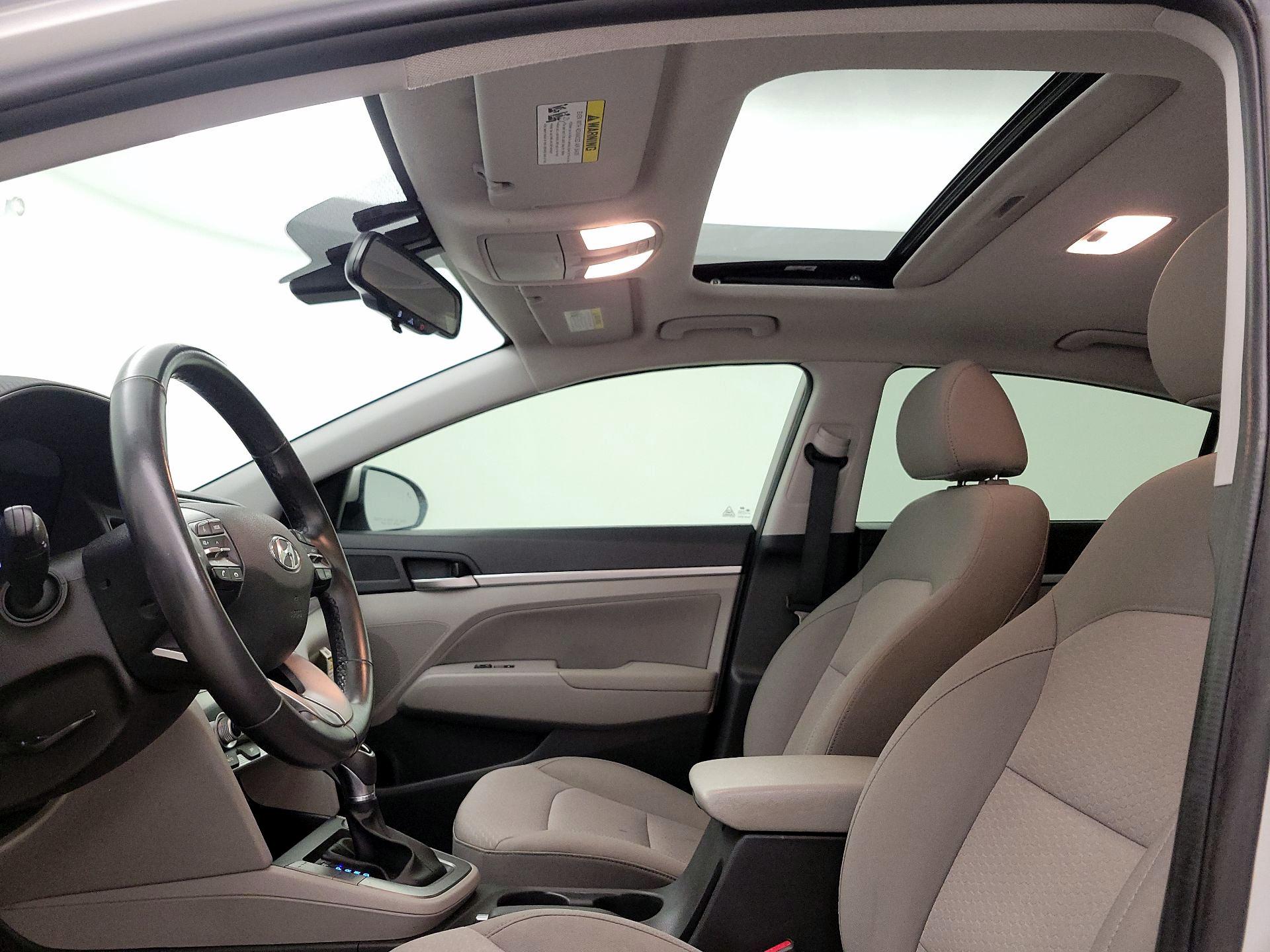 Thumbnail: 2020 Hyundai Elantra - 19