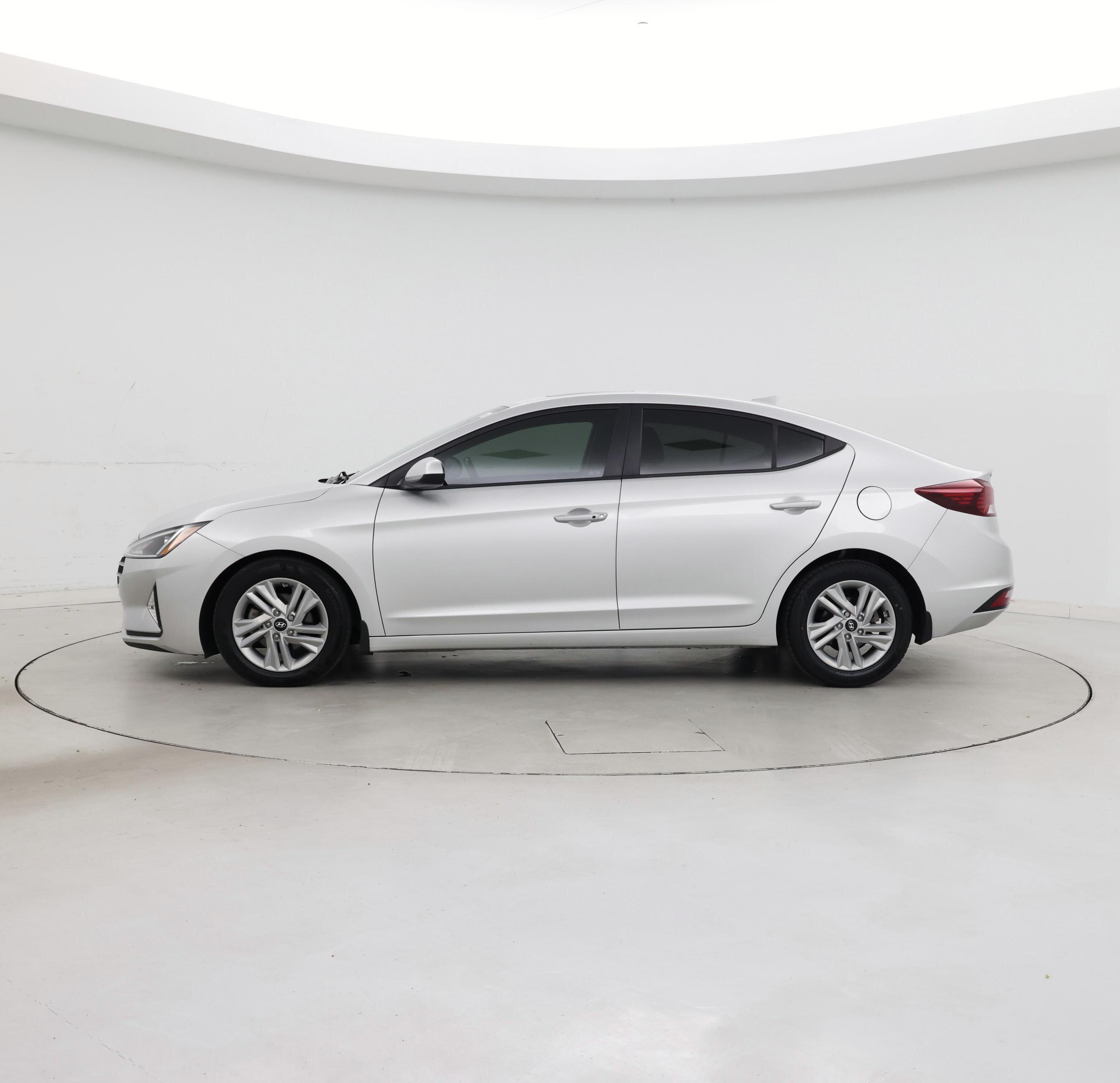 Thumbnail: 2020 Hyundai Elantra - 3