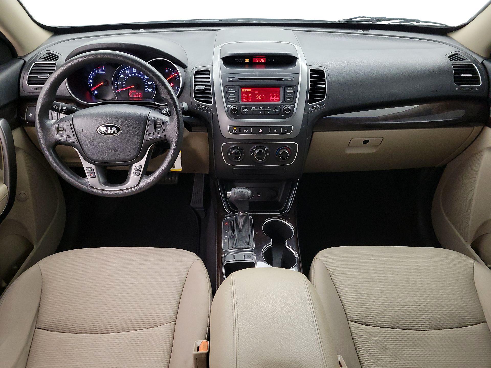 Thumbnail: 2015 Kia Sorento - 9