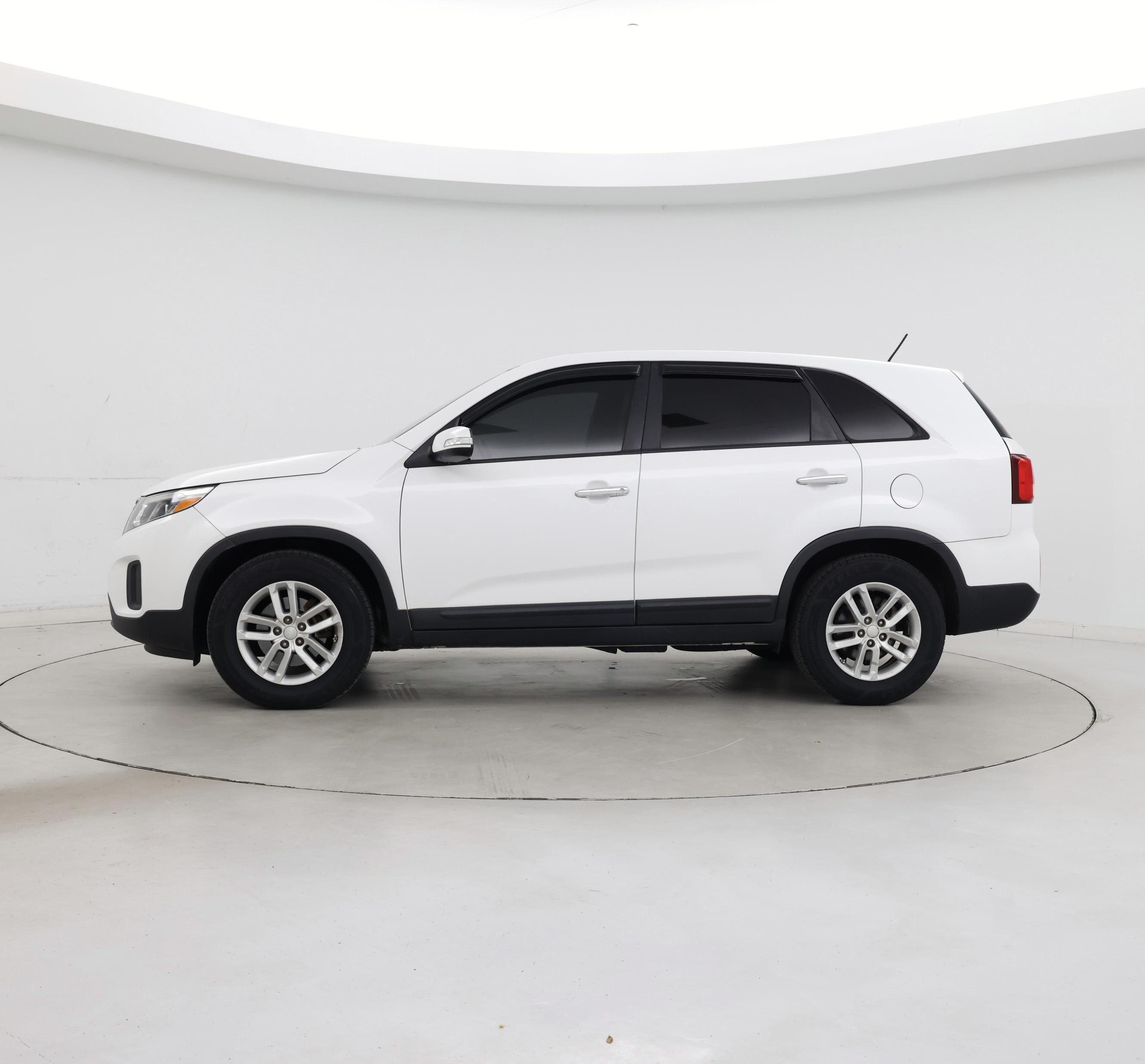 Thumbnail: 2015 Kia Sorento - 3