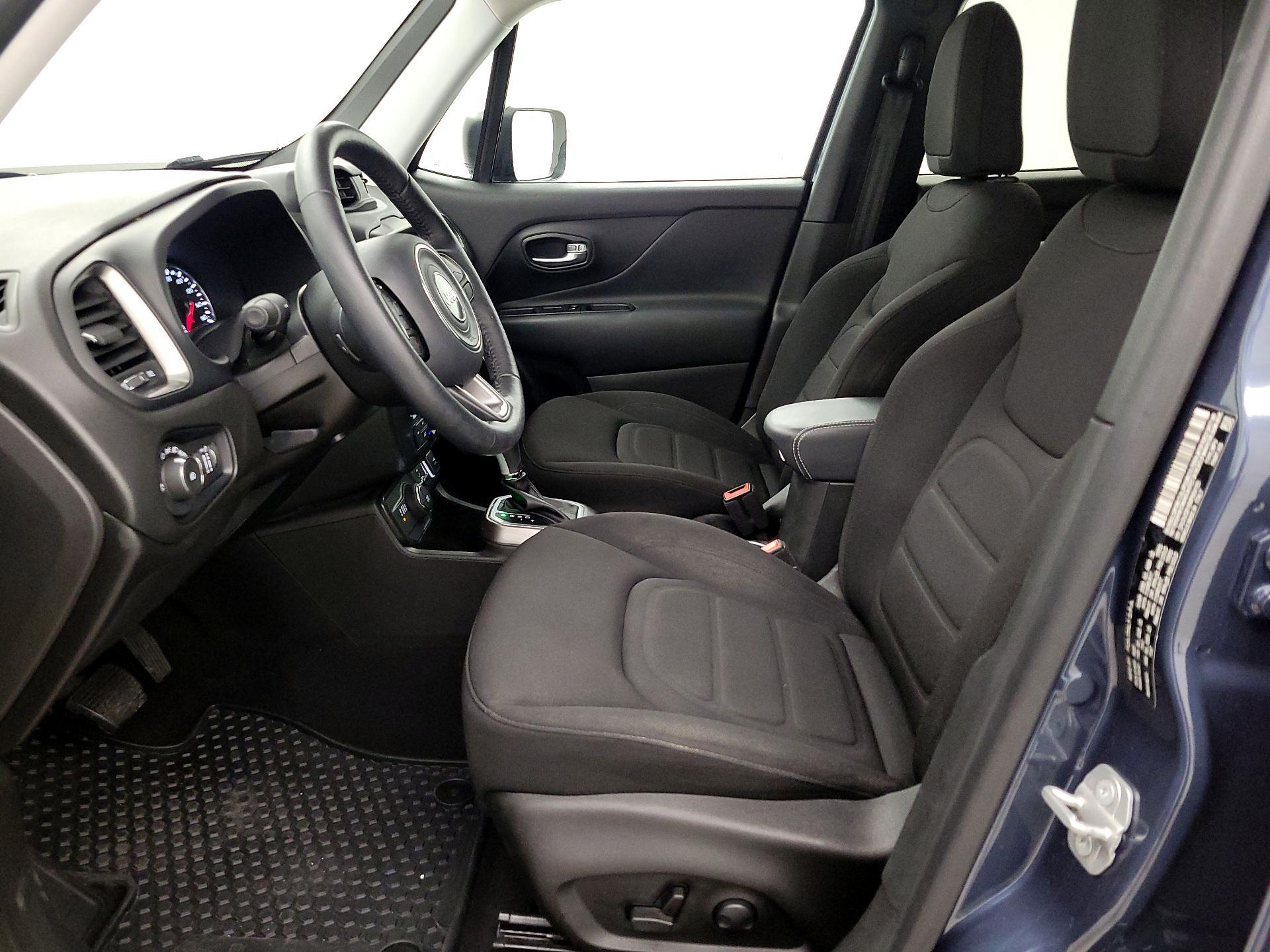 Thumbnail: 2022 Jeep Renegade - 11