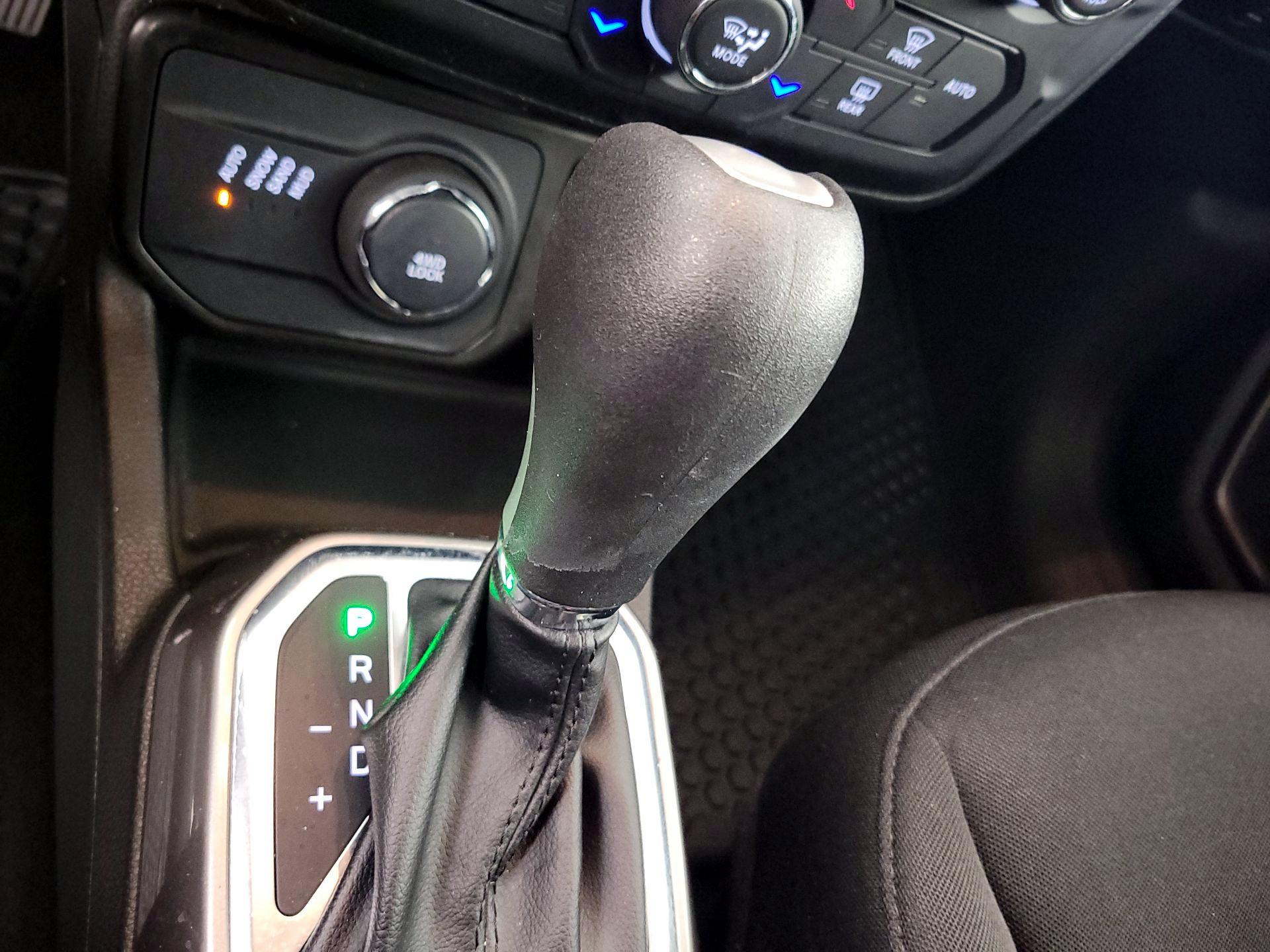 Thumbnail: 2022 Jeep Renegade - 18