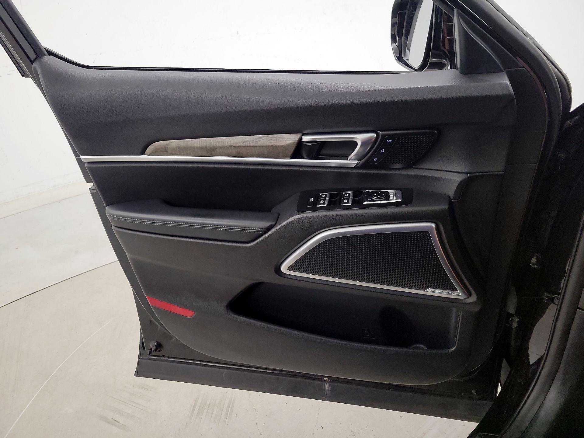 Thumbnail: 2020 Kia Telluride - 12