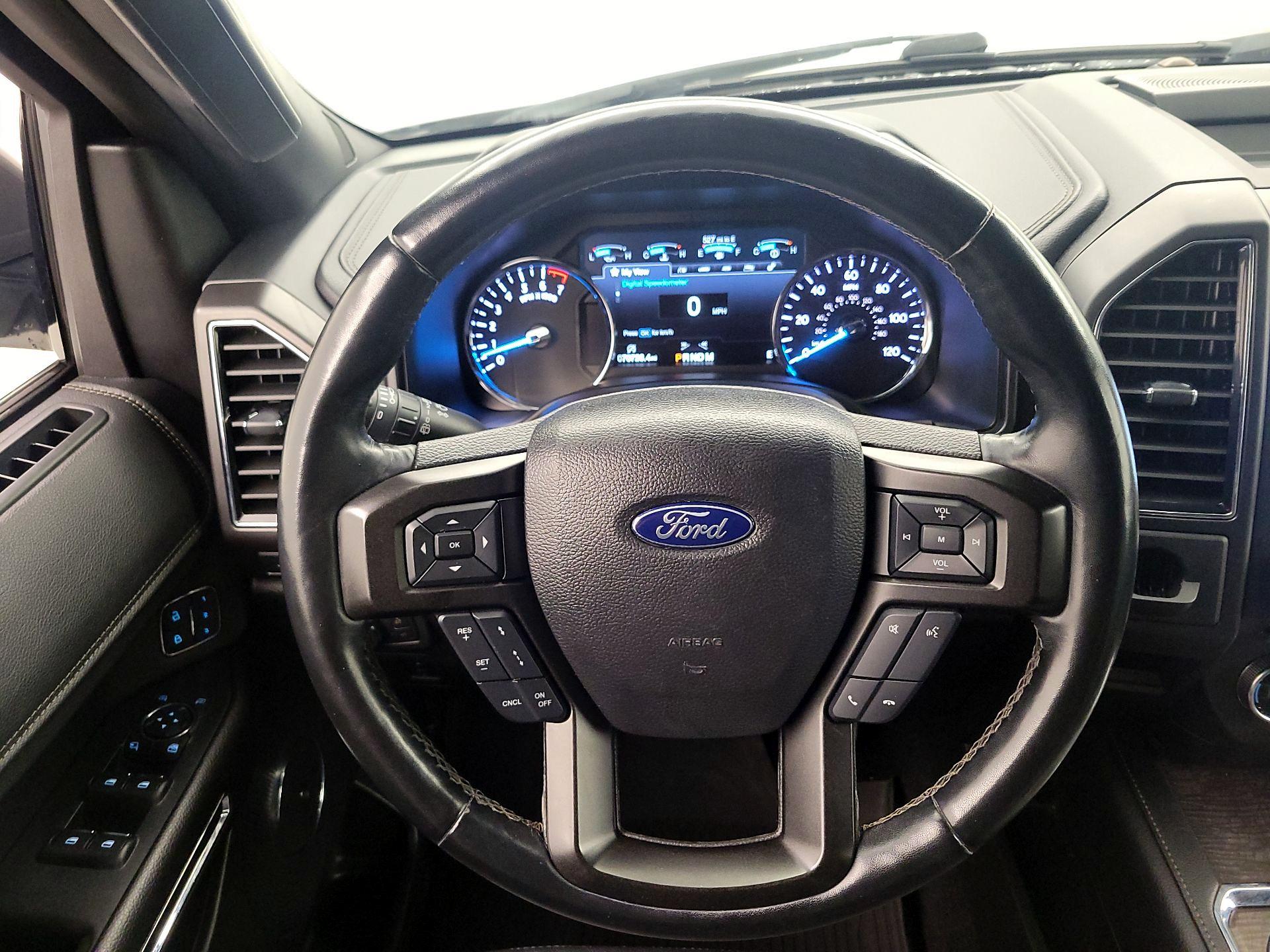 Thumbnail: 2018 Ford Expedition - 10