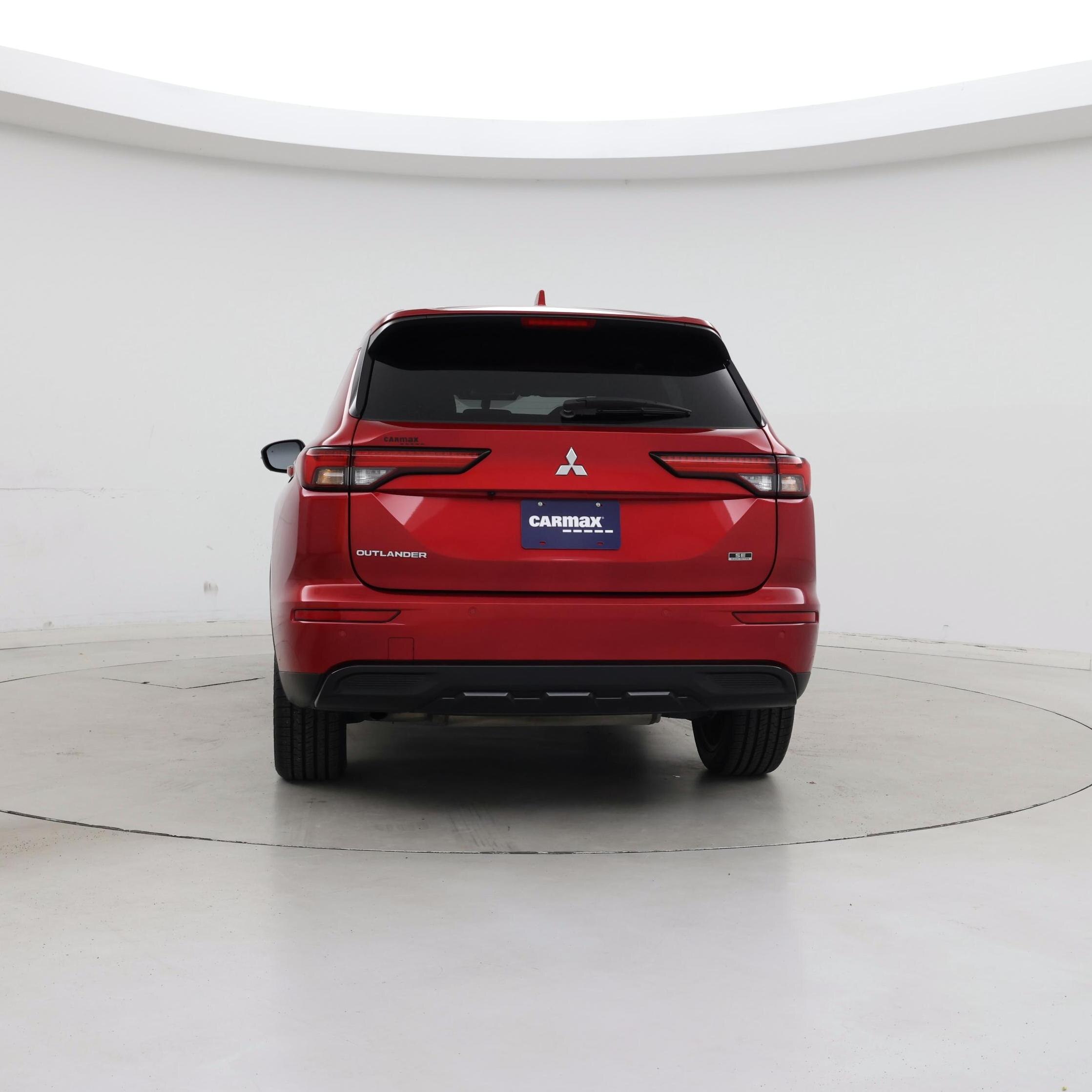 Thumbnail: 2023 Mitsubishi Outlander - 6