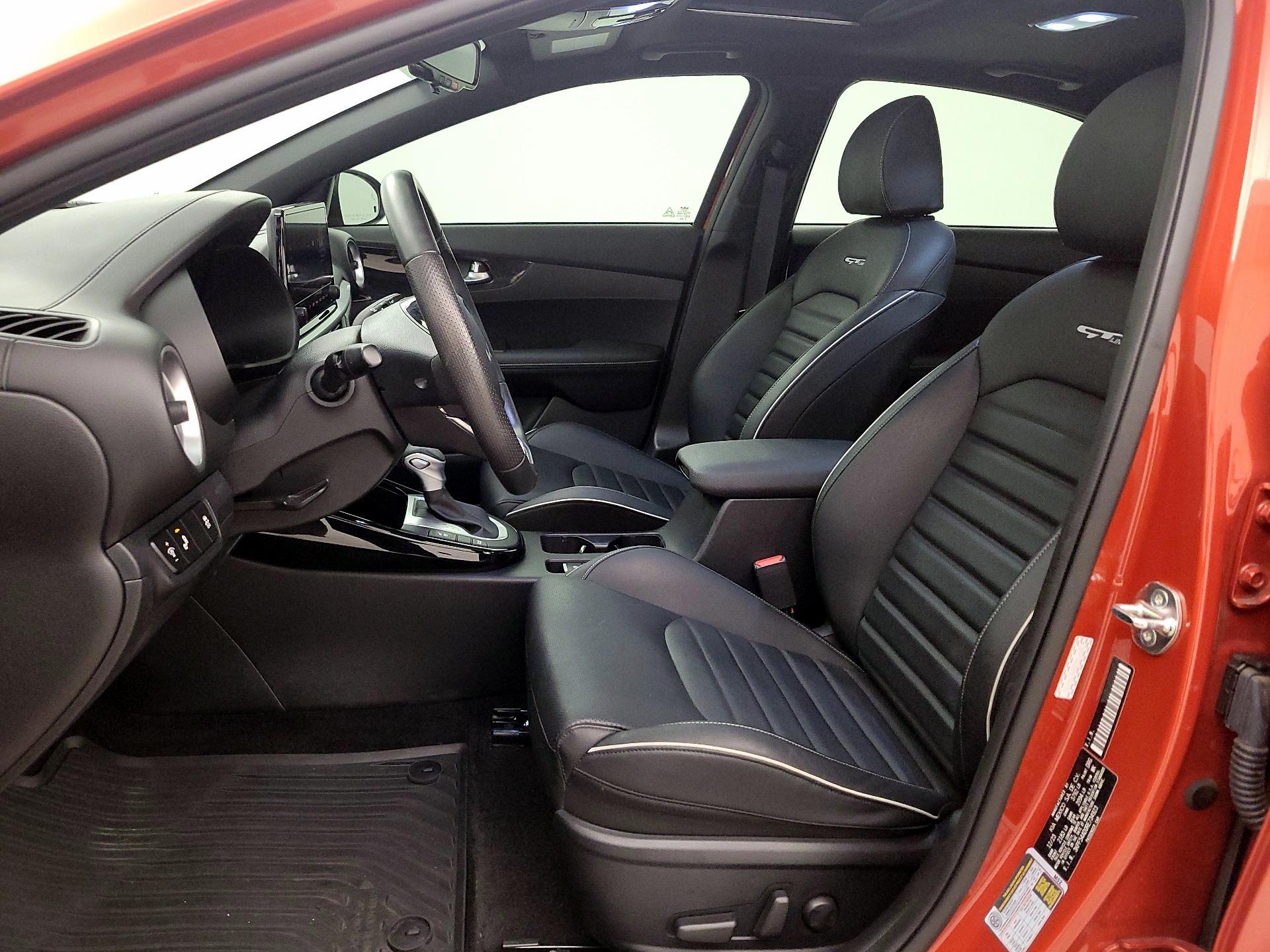 Thumbnail: 2024 Kia Forte - 11