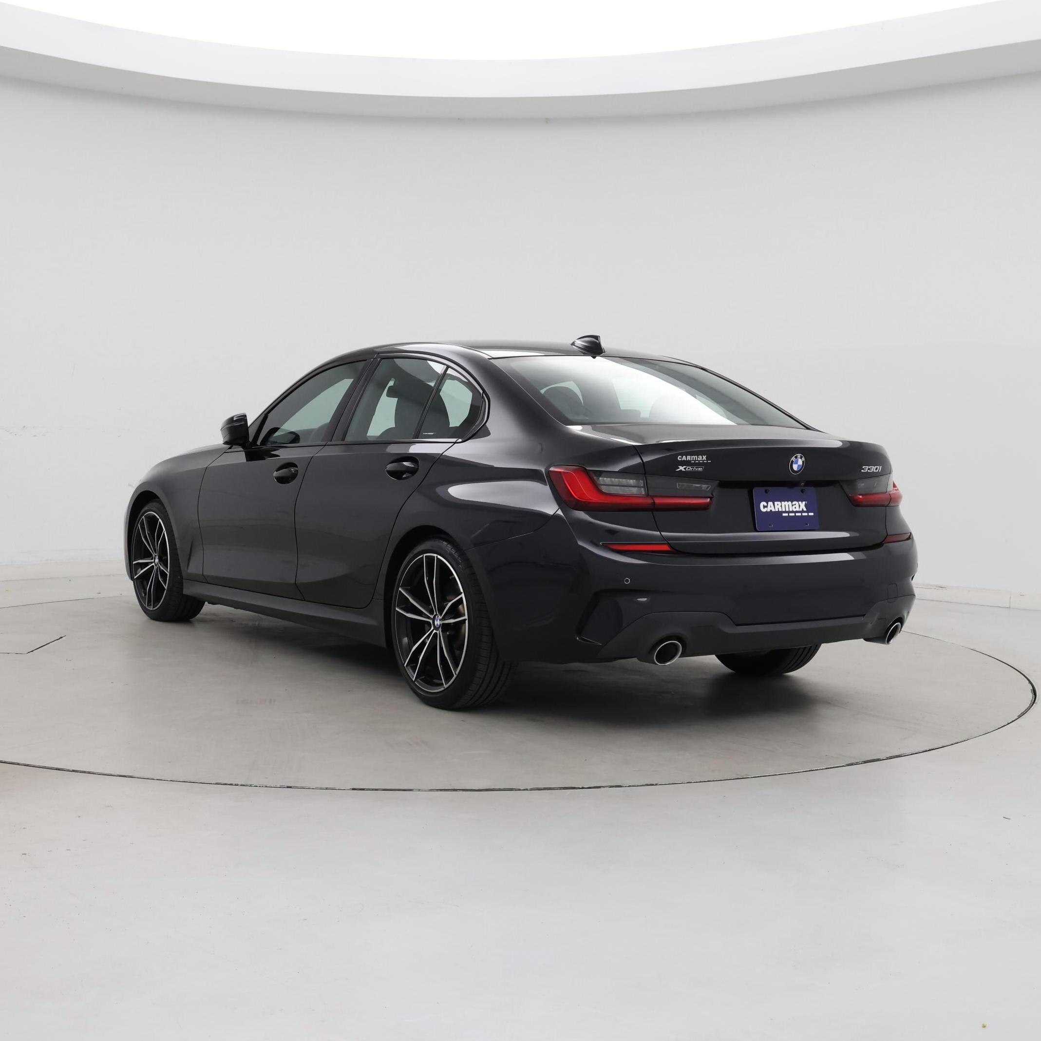Thumbnail: 2021 BMW 3 Series - 2
