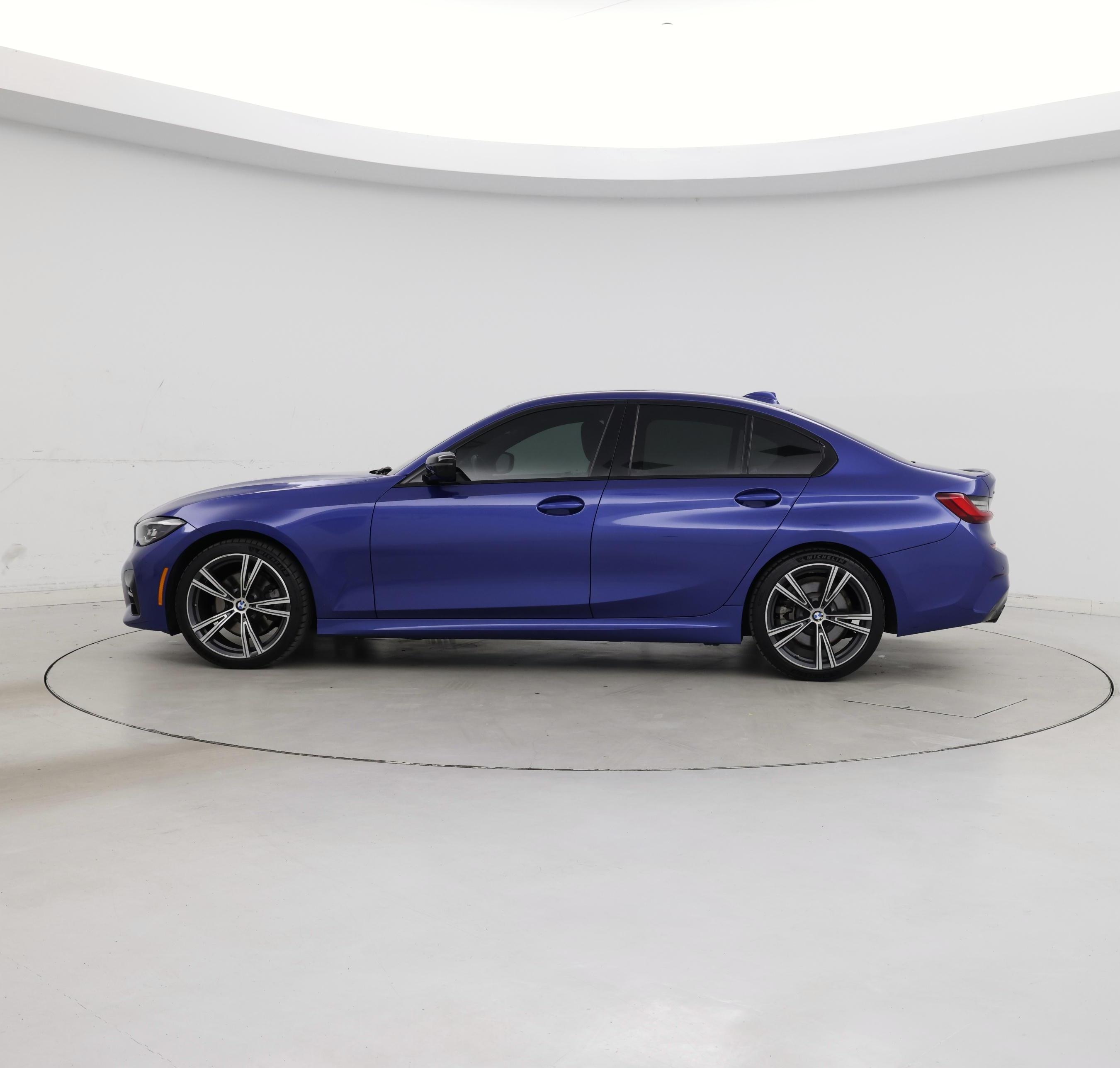 Thumbnail: 2022 BMW 3 Series - 3