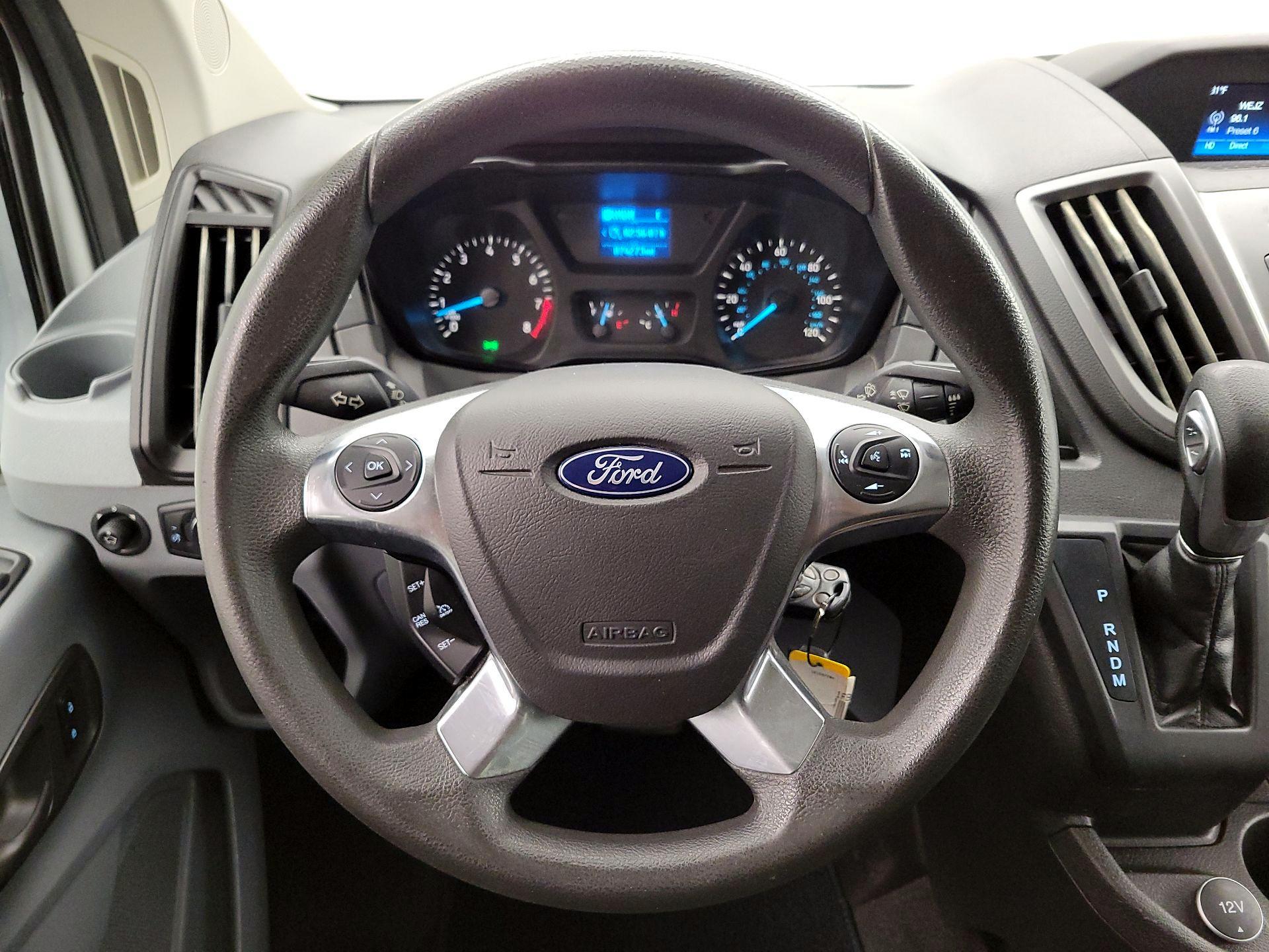 Thumbnail: 2018 Ford Transit Series - 10