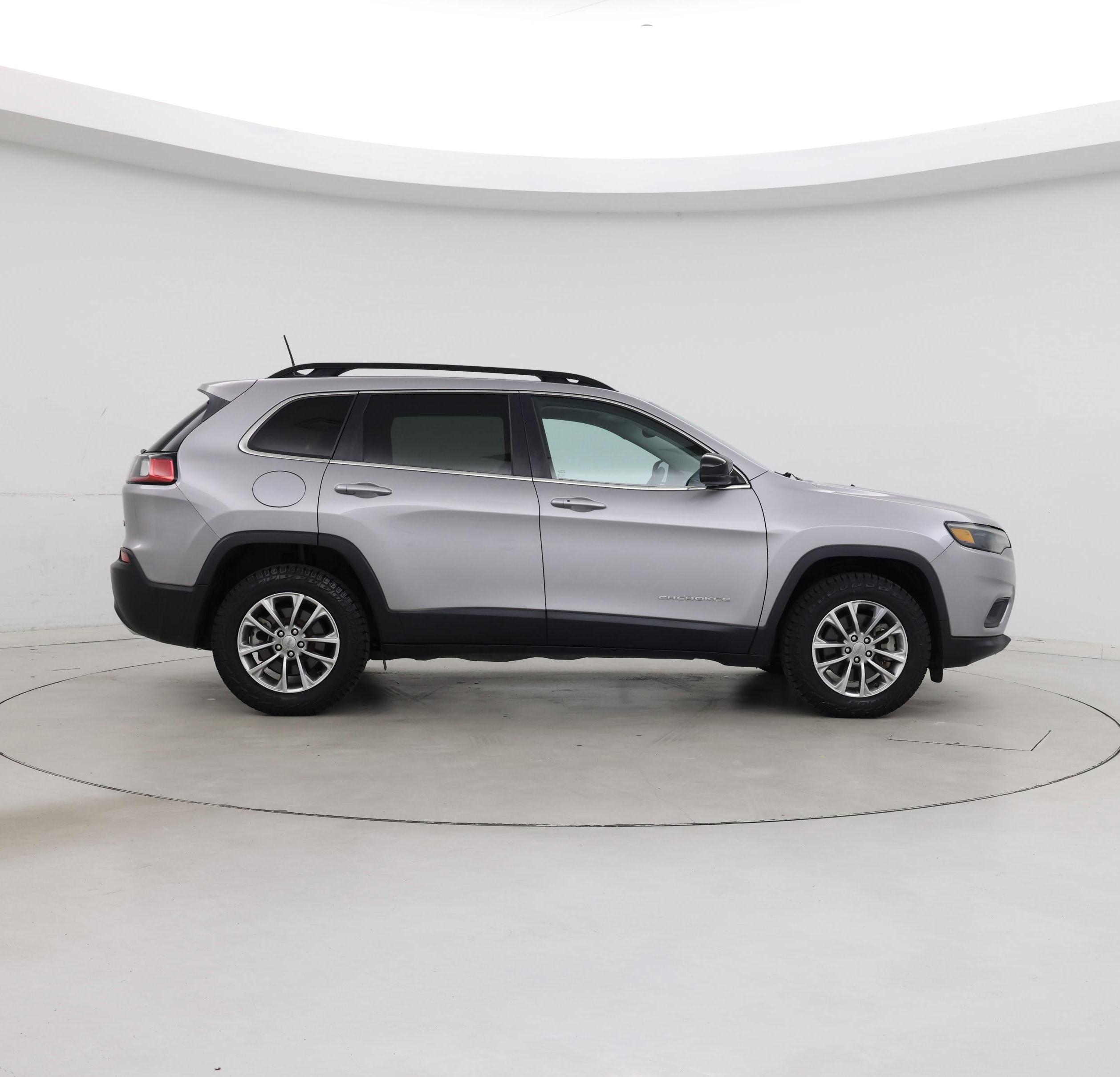 Thumbnail: 2022 Jeep Cherokee - 7